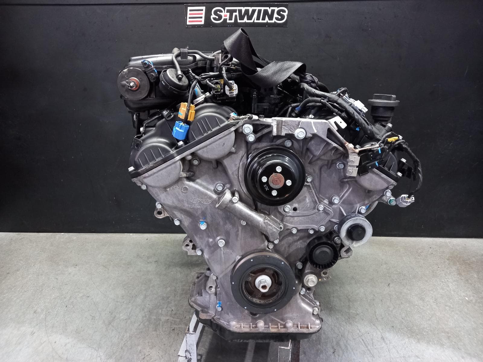 Used auto part listing image: 2014 KIA SORENTO ENGINE PETROL, 3.5, G6DC, XM, 08/11-12/14 0000405830