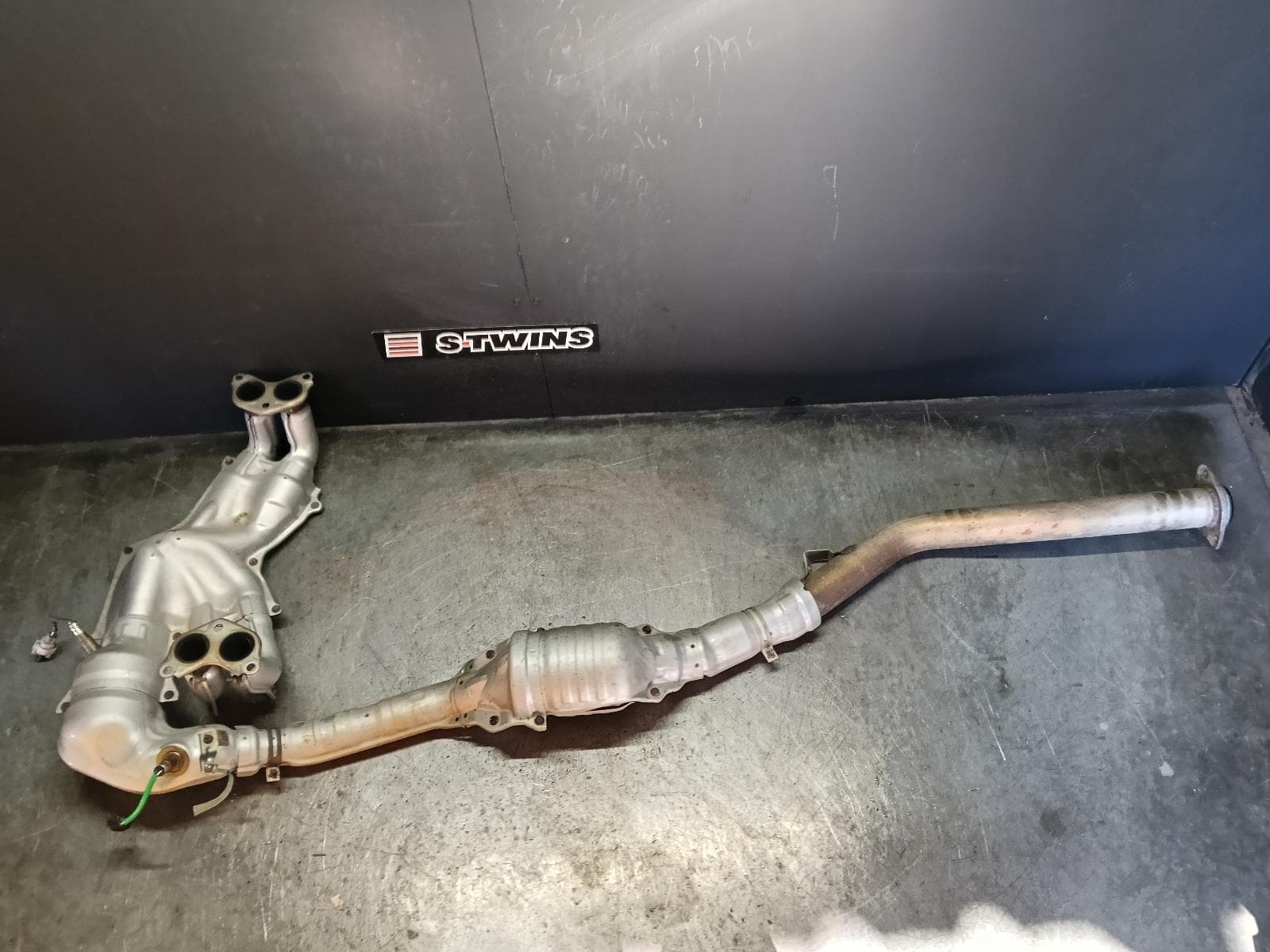 Used auto part listing image: 2020 SUBARU XV CATALYTIC CONVERTER G5X, MANIFOLD-CAT TYPE, PETROL, 2.0, FB20C, 03/17-06/23 0000414333