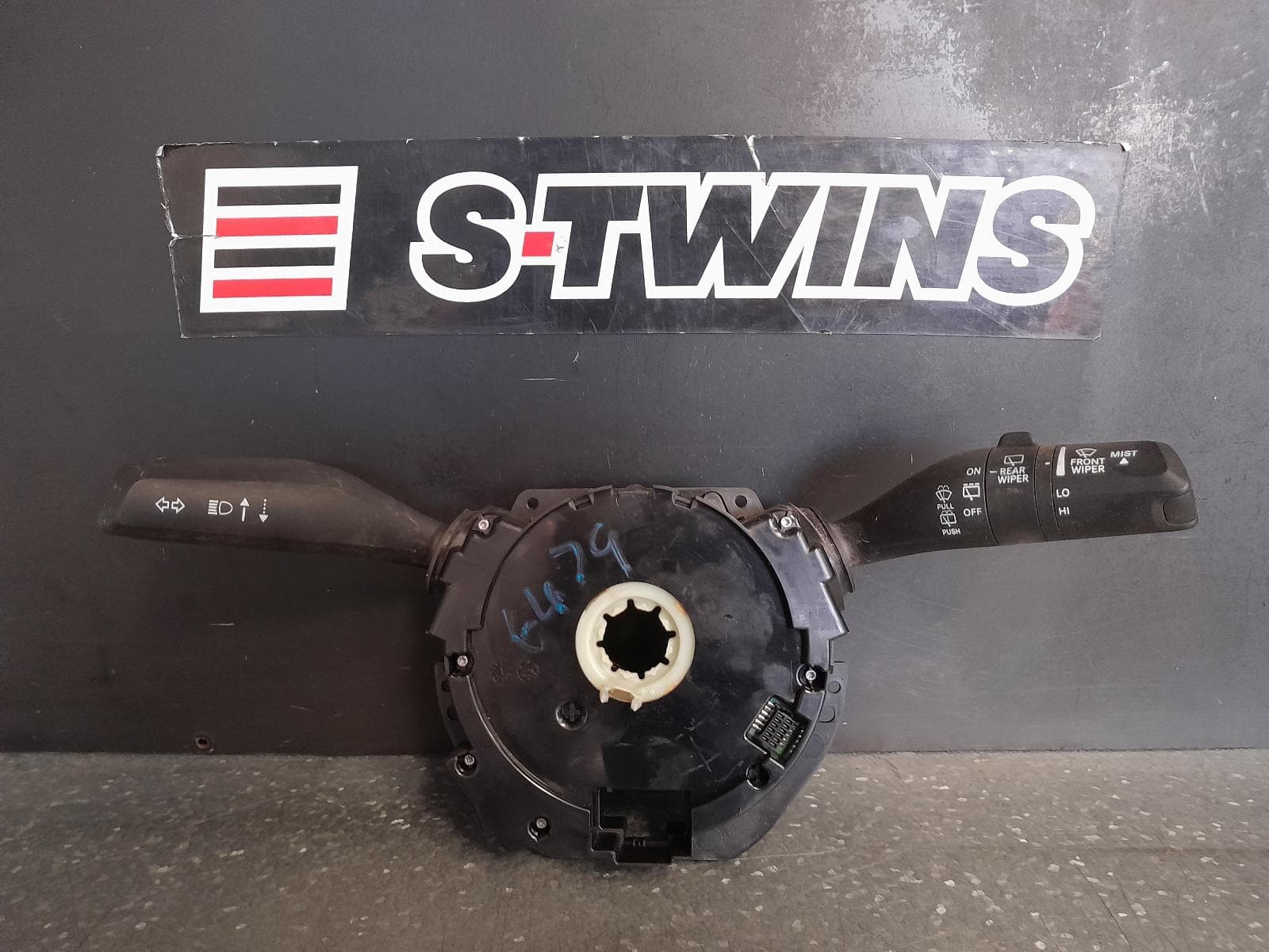 Used auto part listing image: 2020 JEEP WRANGLER JL, COMBINATION SWITCH ASSY, 08/18- 0000333028