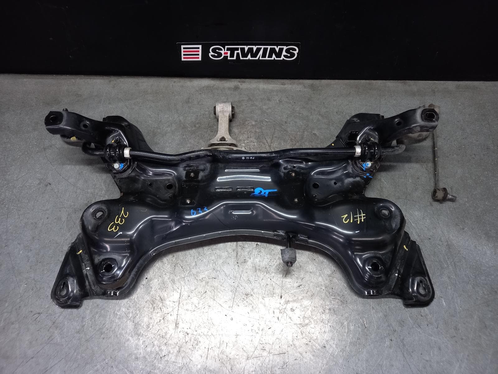 Used auto part listing image: 2016 HYUNDAI ACCENT FRT XMEMBER CRADLE RB, CROSSMEMBER, 05/11-12/19 0000374052