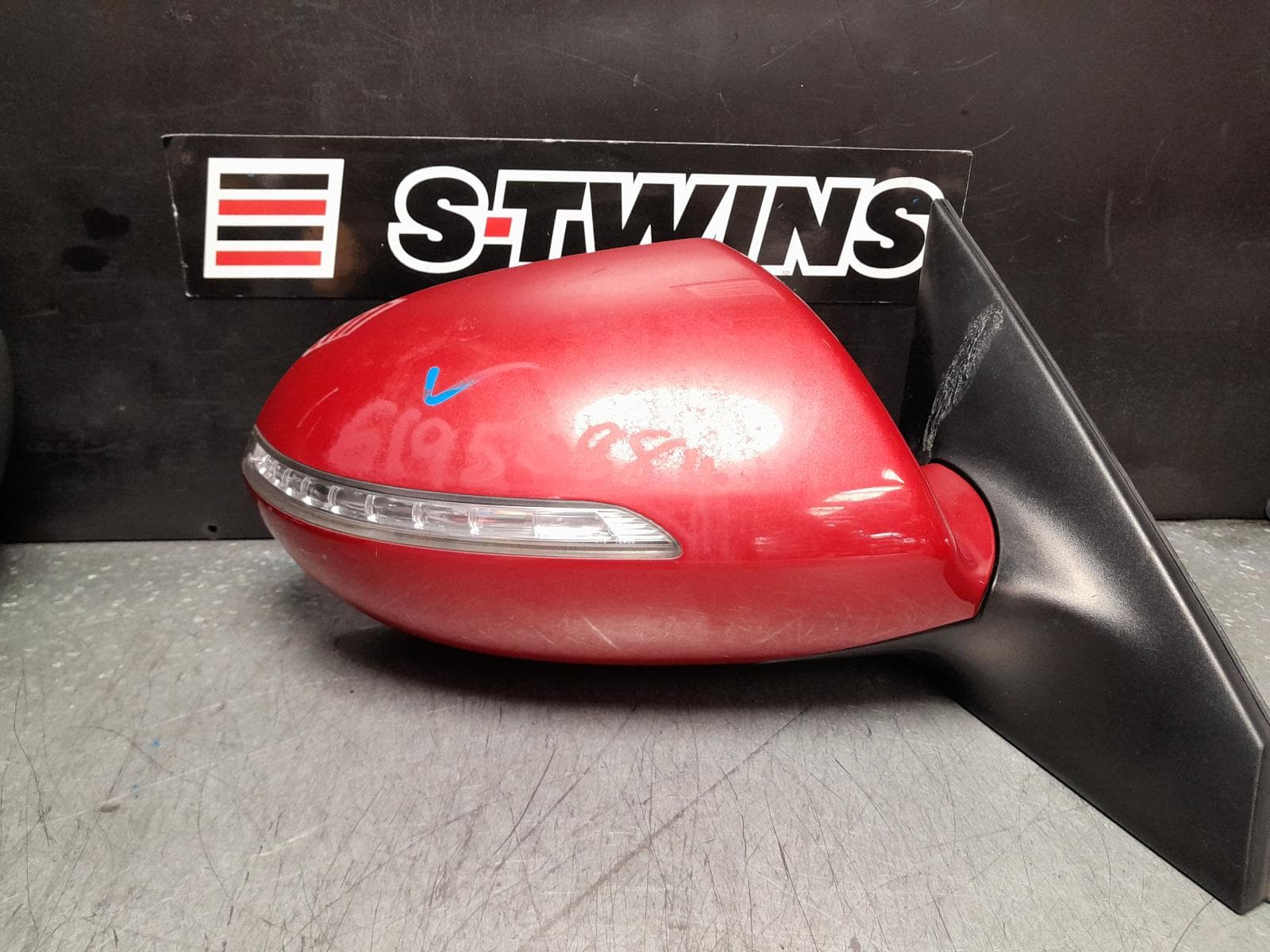 Used auto part listing image: 2011 KIA SPORTAGE RIGHT DOOR MIRROR SL, MANUAL FOLDING TYPE, 05/10-05/13 0000373856