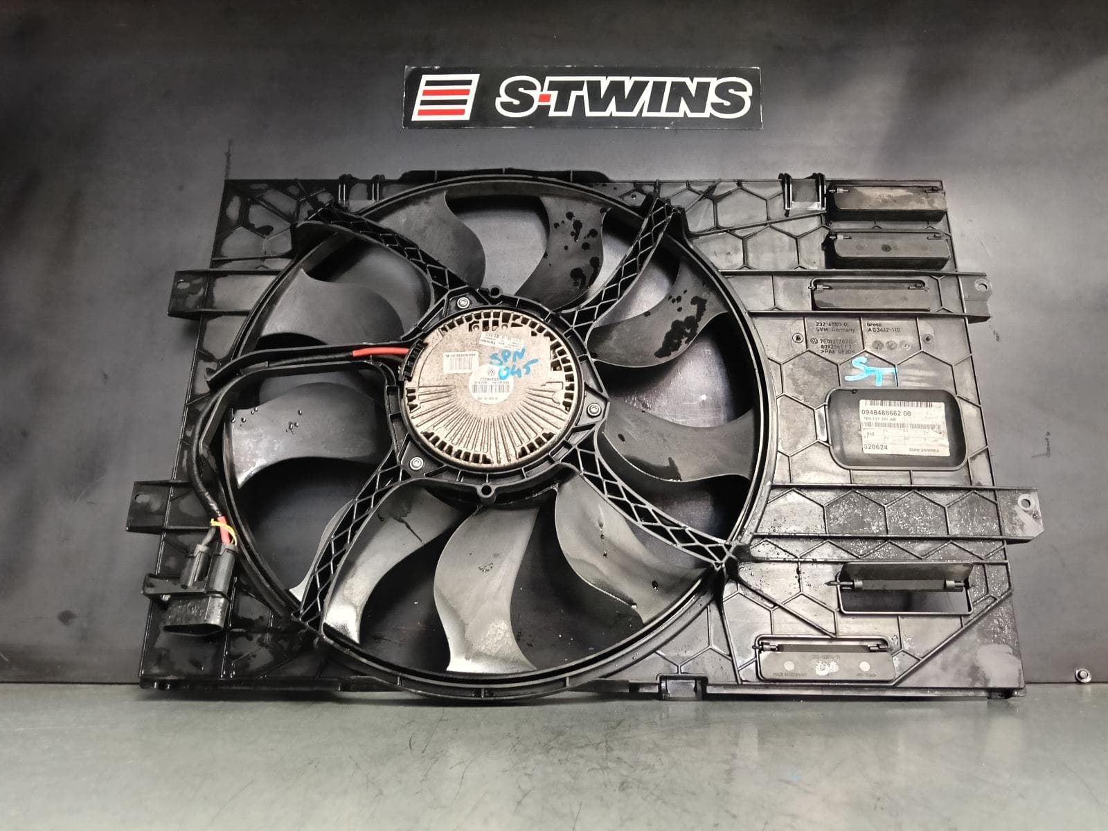 Used auto part listing image: 2010 VOLKSWAGEN TRANSPORTER FAN SINGLE FAN ASSY, 2.0, DIESEL, T5, 12/09-06/15 0000380983