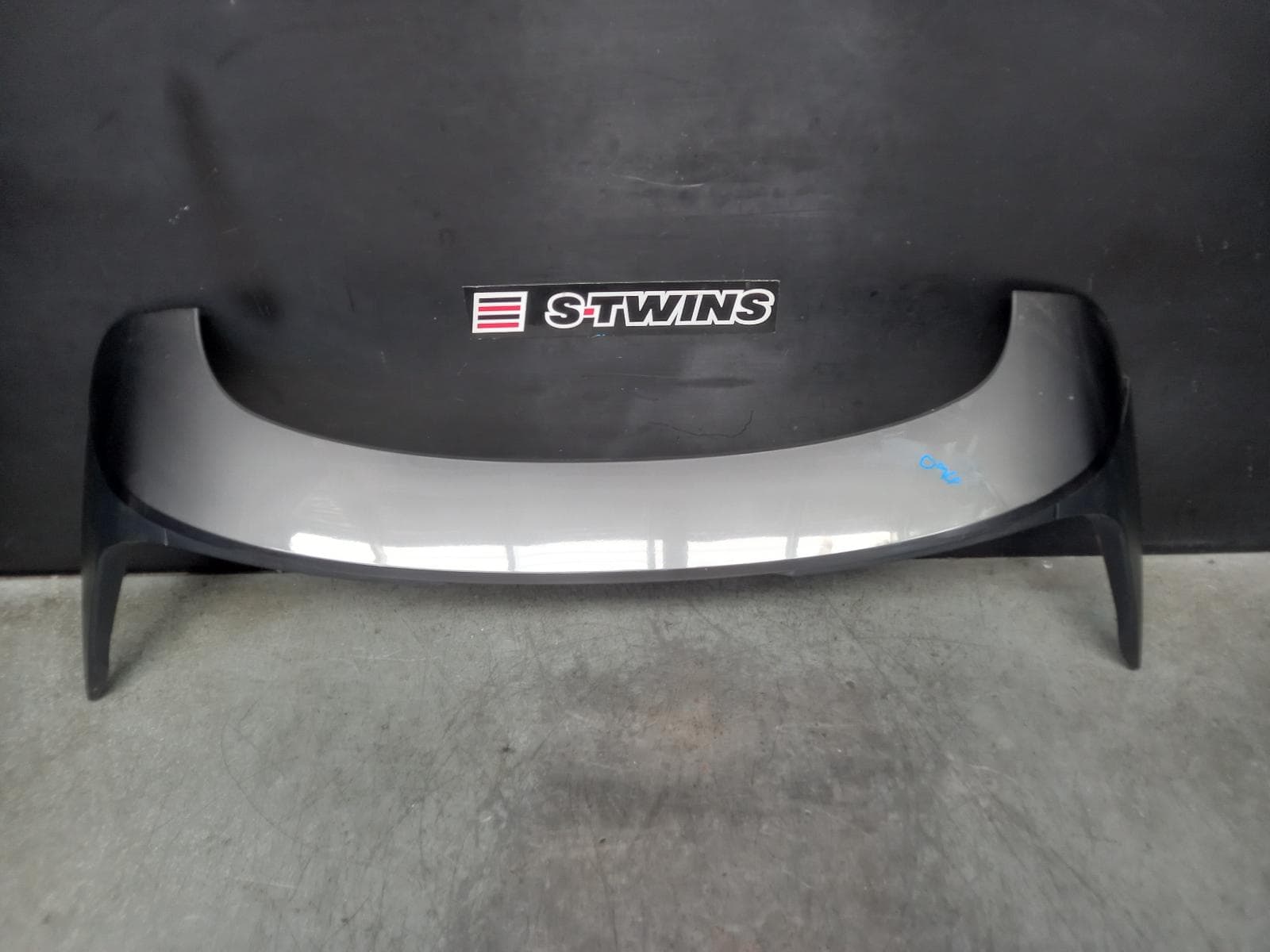 Used auto part listing image: 2017 MAZDA CX5 REAR SPOILER KF, 02/17-03/26 0000360113