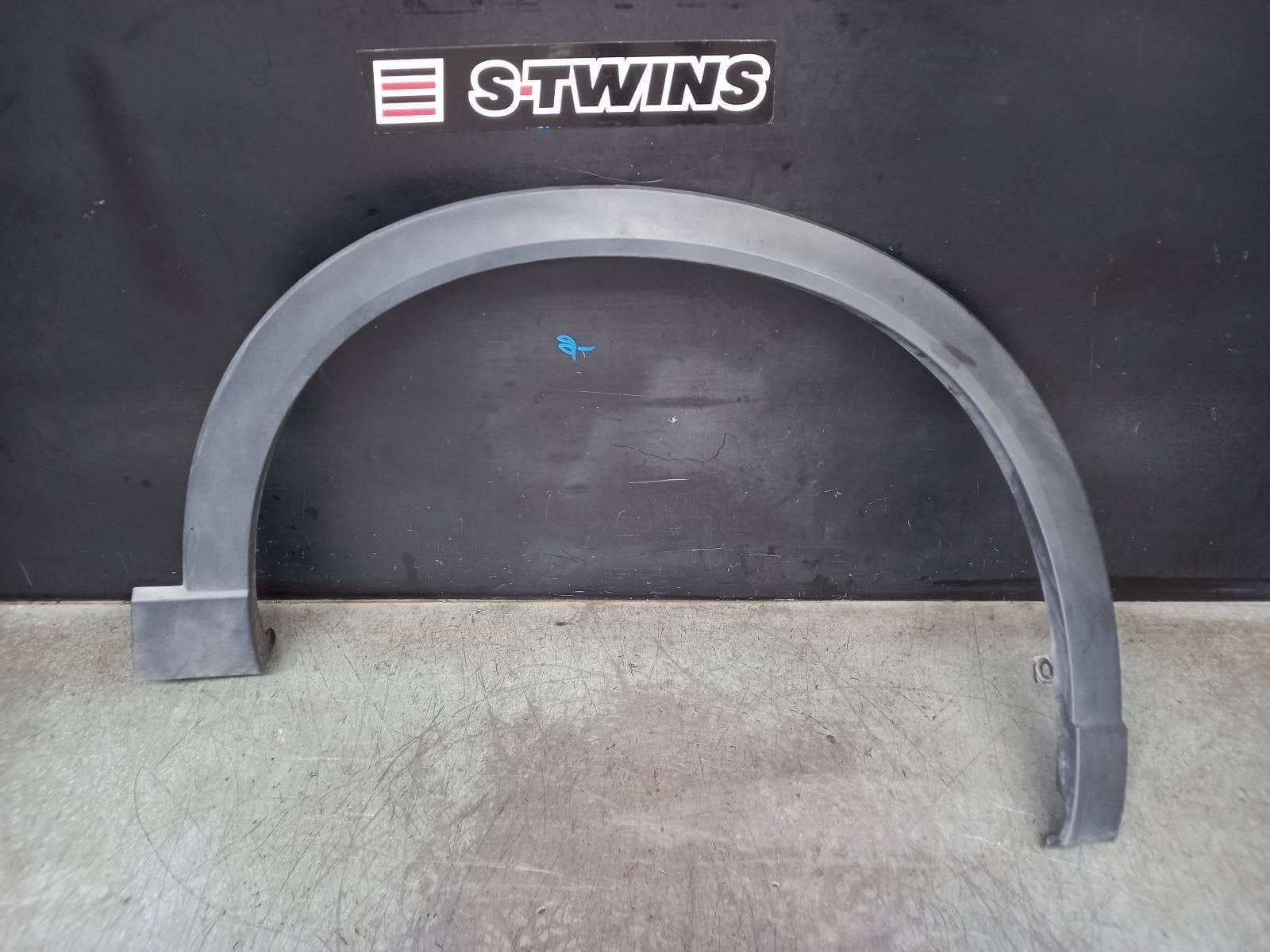 Used auto part listing image: 2017 MAZDA CX9 WHEEL ARCH FLARE RH FRONT, TC, 07/16-12/24 0000362376