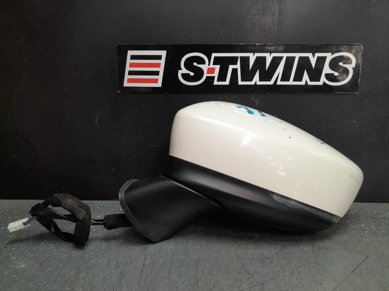 Used auto part listing image: 2018 MAZDA 6 LEFT DOOR MIRROR GL, W/ AUTO FOLD, BLIND SPOT MONITOR TYPE, NON CAMERA TYPE, 03/18-12/24 0000360083