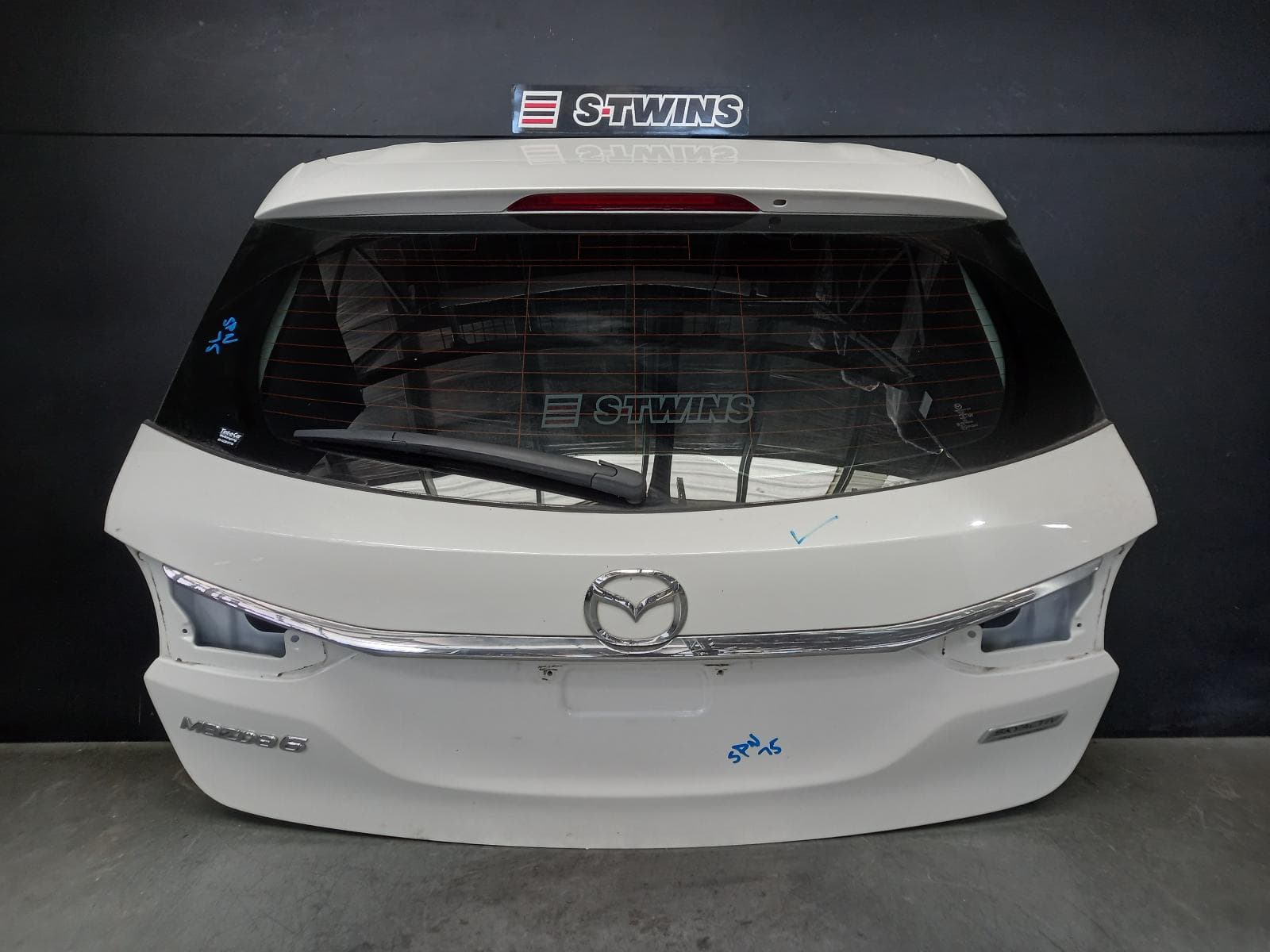 Used auto part listing image: 2018 MAZDA 6 BOOTLID TAILGATE TAILGATE, GJ-GL, WAGON, W/ ADVANCED KEYLESS ENTRY TYPE, 11/12-12/24 0000360090