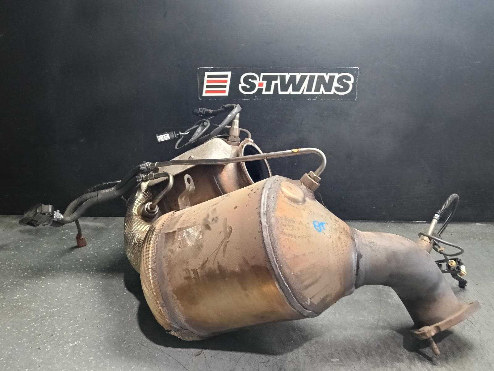 Used auto part listing image: 2017 AUDI Q7 PARTICULATE FILTER DPF DIESEL, 3.0, CRTC/CZZA CODE, 09/15-03/20 0000412111