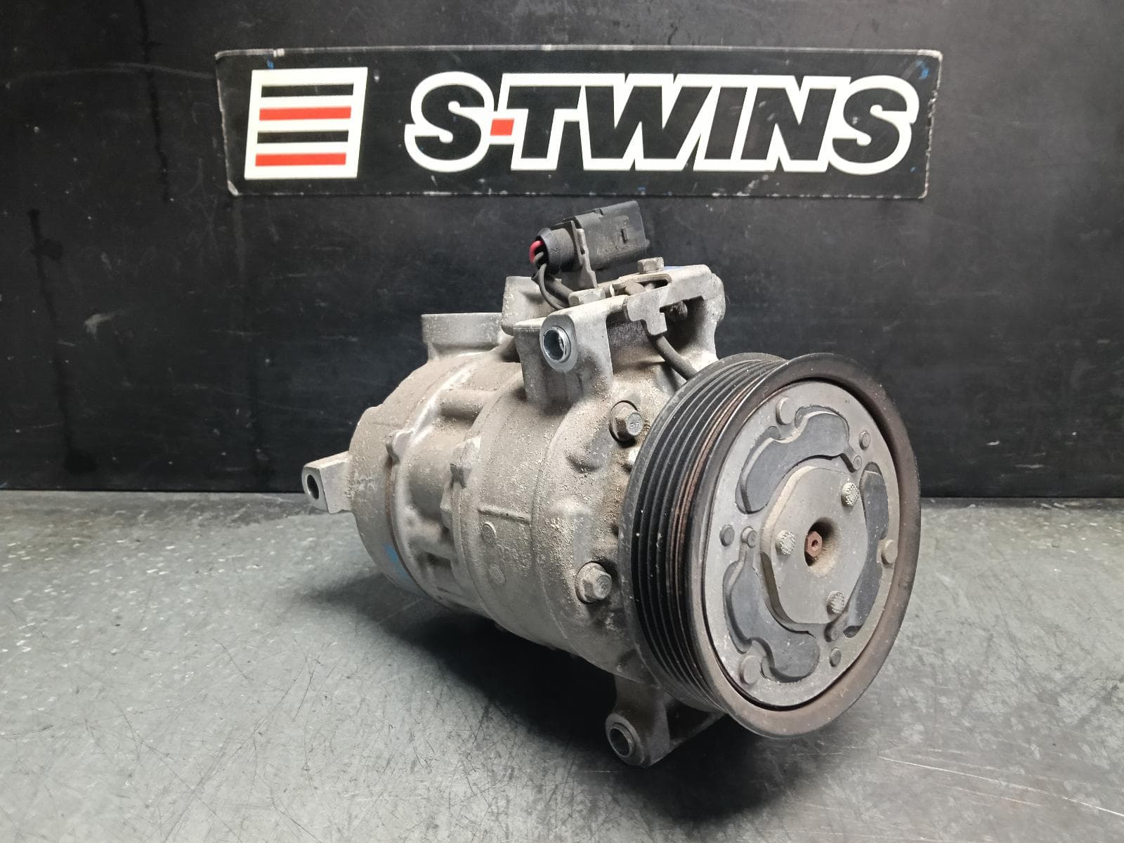 Used auto part listing image: 2017 AUDI Q7 A C COMPRESSOR 4M, DIESEL, 3.0, TURBO, 09/15-03/20 0000412114