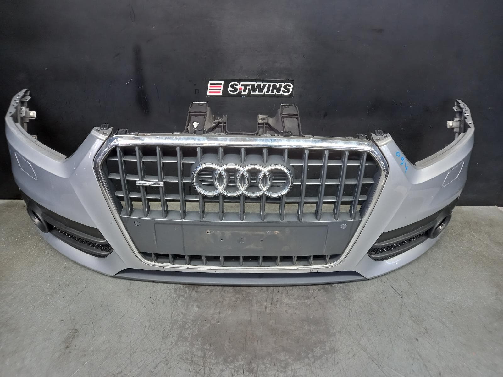 Used auto part listing image: 2014 AUDI Q3 FRONT BUMPER BUMPER BAR (3 PIECE), W/ PARK SENSOR, W/ H/LAMP WASHER TYPE, 8U, Q3, QUATTRO, 11/14-12/18 0000360747