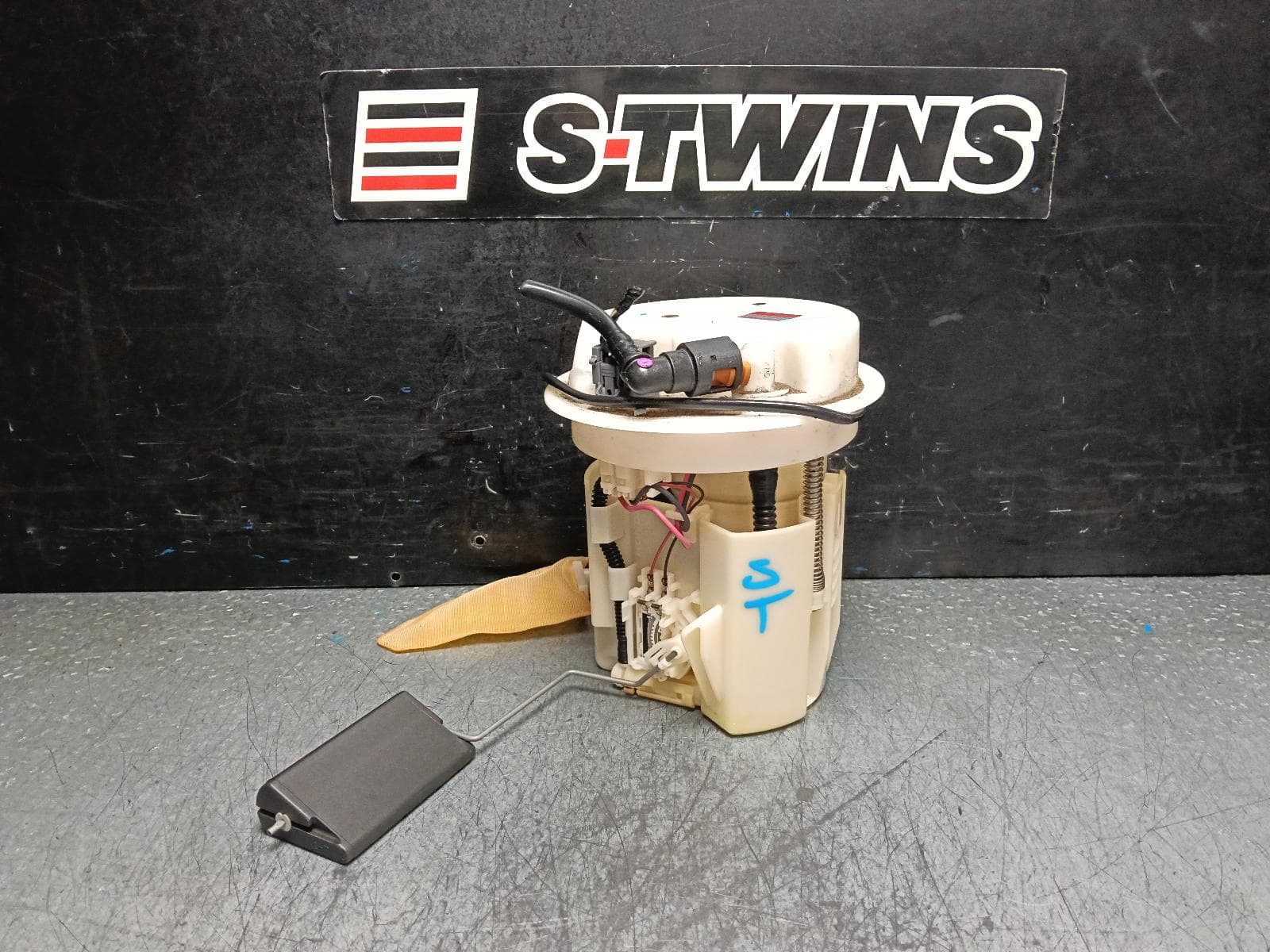 Used auto part listing image: 2019 HONDA ODYSSEY FUEL PUMP RC1, PETROL, 2.4, IN TANK, 02/14-03/22 0000398513