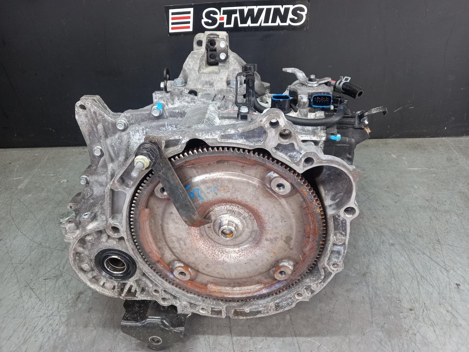 Used auto part listing image: 2018 KIA CERATO TRANS GEARBOX AUTO, 6 SPEED, PETROL, 2.0, G4NA, BD, 04/18-09/24 0000387365