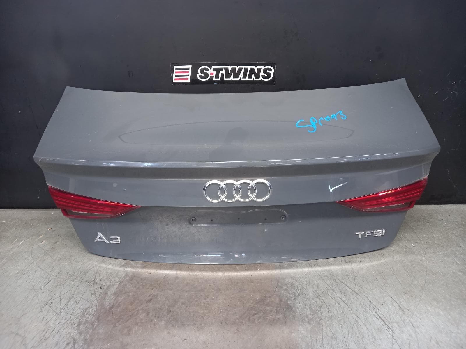 Used auto part listing image: 2016 AUDI A3 BOOTLID TAILGATE BOOTLID, 8V, A3/S3, SEDAN, 11/13-10/20 0000375675