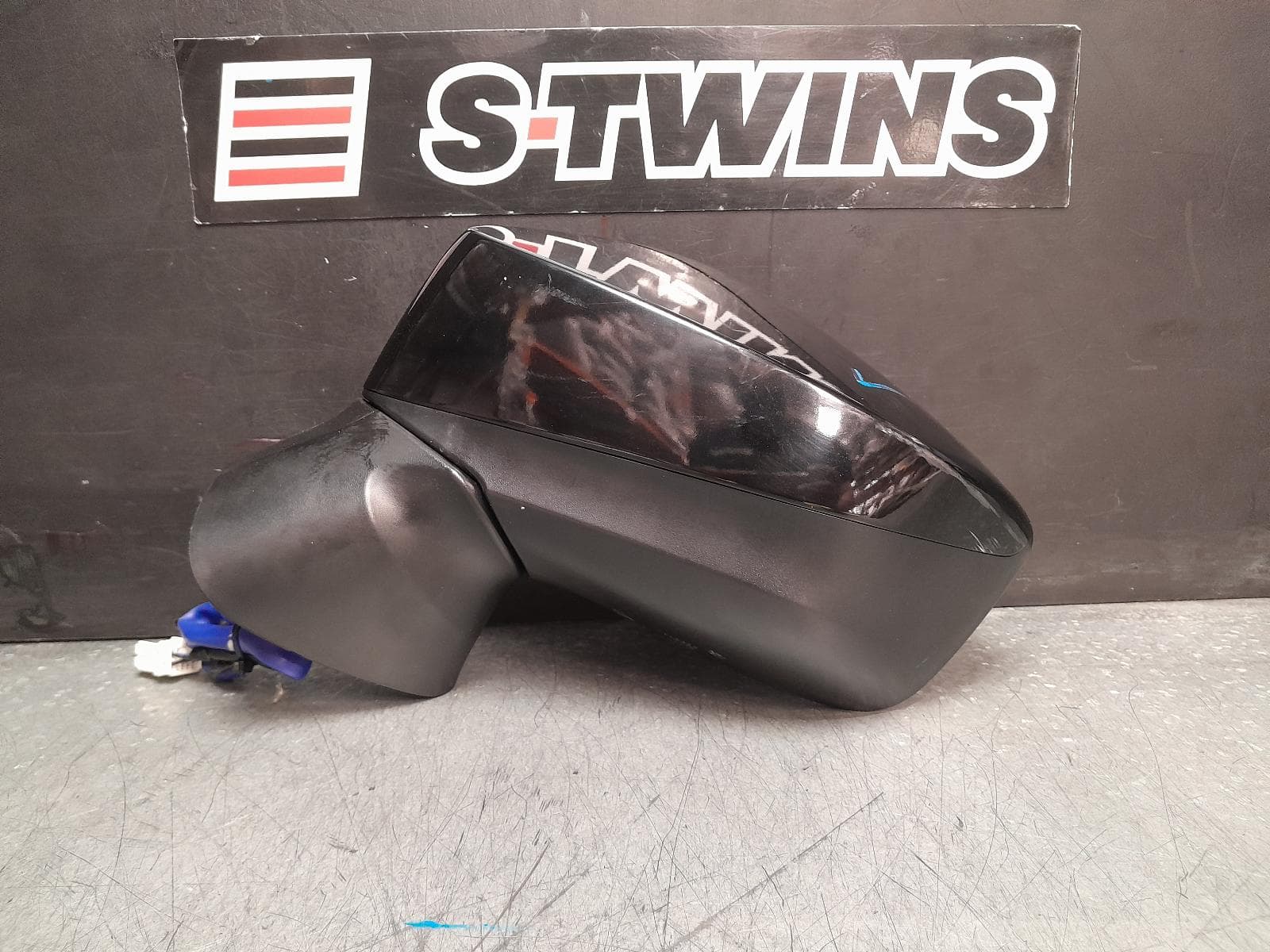 Used auto part listing image: 2018 SUBARU BRZ LEFT DOOR MIRROR POWER FOLD, Z1, 07/12-09/21 0000377567