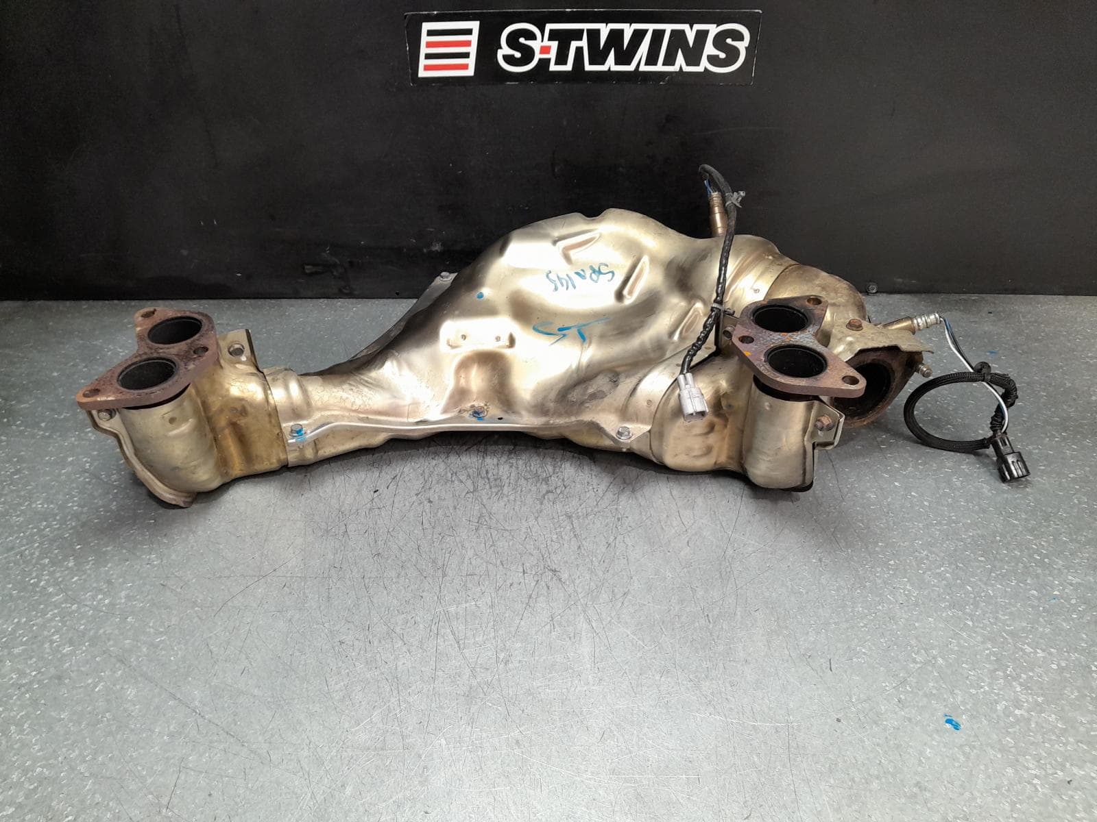 Used auto part listing image: 2018 SUBARU BRZ CATALYTIC CONVERTER MANIFOLD-CAT TYPE, 2.0, PETROL, Z1, 10/16-09/21 0000377575