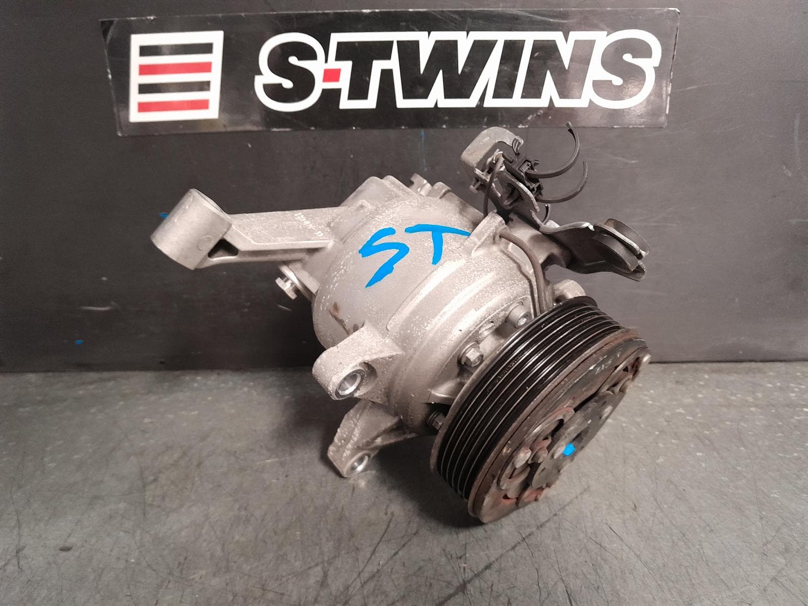 Used auto part listing image: 2022 SUBARU XV A C COMPRESSOR G5X, 2.0, PETROL, P/N FL000, 03/17-06/23 0000376395