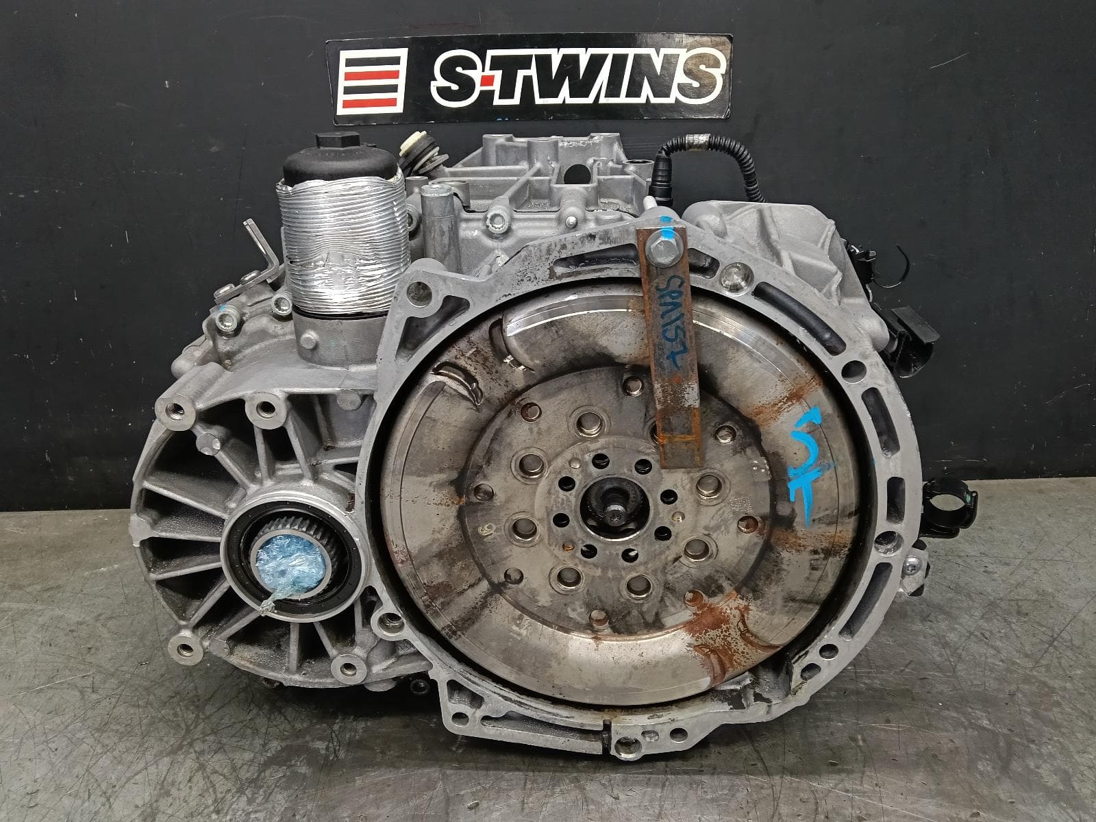 Used auto part listing image: 2016 VOLKSWAGEN TIGUAN TRANS GEARBOX AUTO, AWD, DIESEL, 2.0, 7 SPEED, NO TRANSFER CASE, QAY CODE, 5NA, 06/16-06/23 0000400461