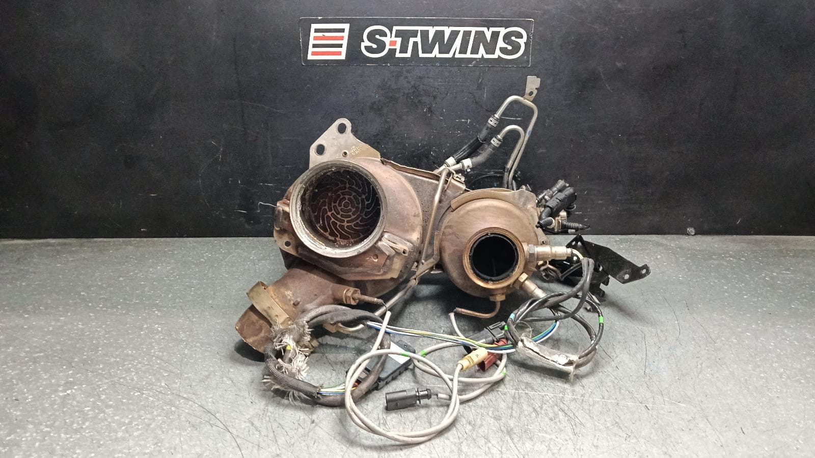 Used auto part listing image: 2016 VOLKSWAGEN TIGUAN PARTICULATE FILTER DPF DIESEL, 2.0, 5NA, 06/16-02/24 0000400761