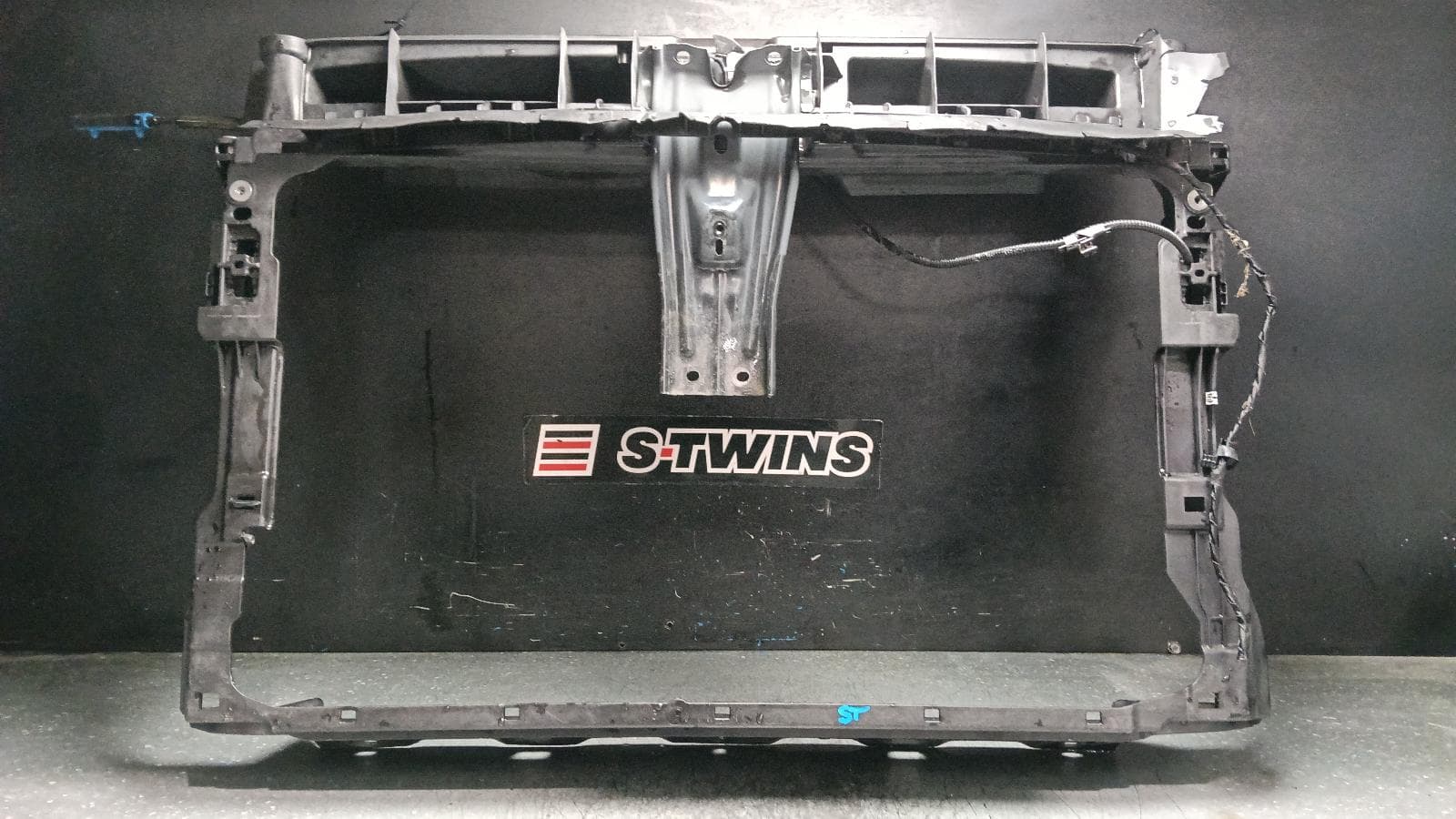 Used auto part listing image: 2016 VOLKSWAGEN TIGUAN RADIATOR SUPPORT 5NA, 2.0, PETROL/DIESEL, 06/16-02/24 0000400769