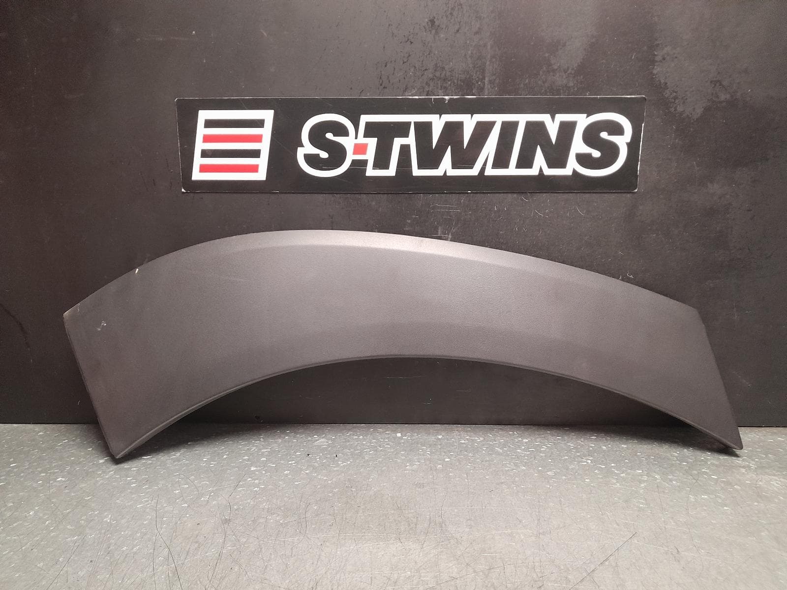 Used auto part listing image: 2020 HYUNDAI TUCSON WHEEL ARCH FLARE RH REAR, TL, ACTIVE/ELITE/HIGHLANDER, 06/15-01/21 0000359715