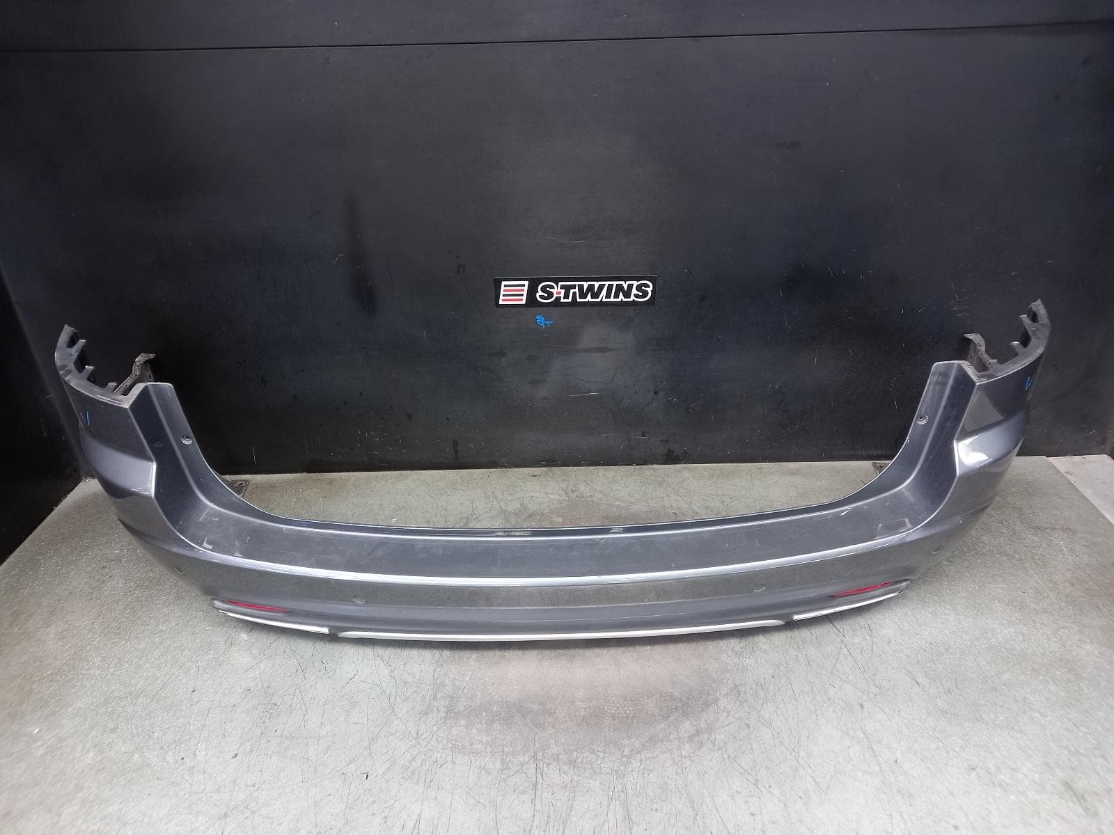 Used auto part listing image: 2012 FORD TERRITORY REAR BUMPER SZ MKI-MKII, TITANIUM, W/ PARK SENSORS TYPE, 03/11-12/16 0000361741