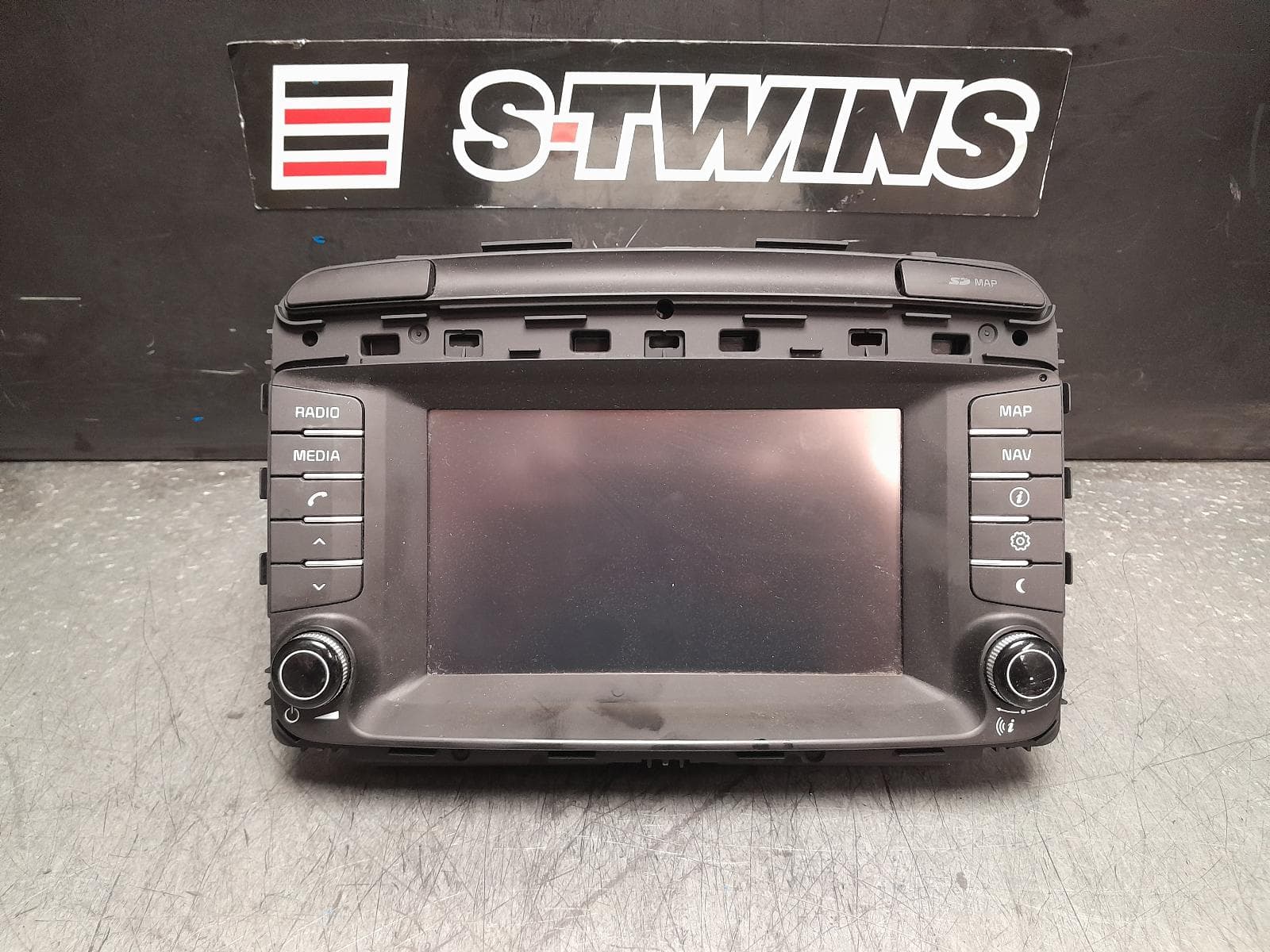Used auto part listing image: 2017 KIA SORENTO DISPLAY & HEAD UNIT, 7IN TOUCHSCREEN, UM, 03/15-08/17 0000376739