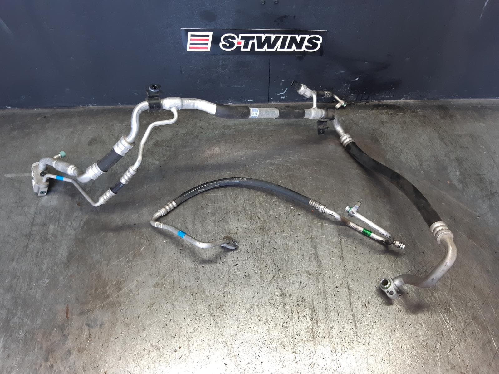 Used auto part listing image: 2015 HYUNDAI I30 A C HOSES PETROL, 1.8, G4NB, UNDER BONNET SET, GD, 03/12-02/17 0000359789