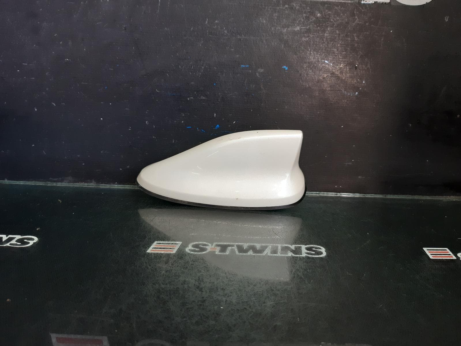 Used auto part listing image: 2017 NISSAN XTRAIL ANTENNA SHARK FIN TYPE, T32, 02/14-07/22 0000360999