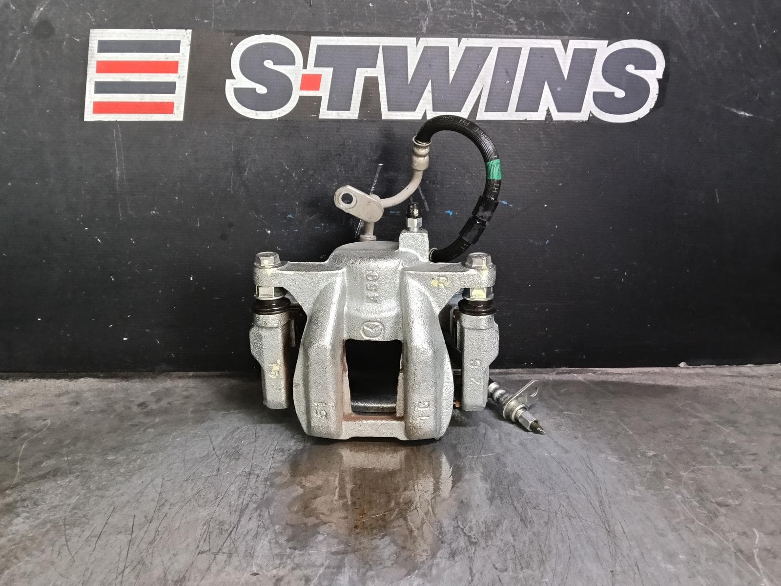 Used auto part listing image: 2024 MAZDA MX5 CALIPER RH FRONT, ND SERIES, STANDARD TYPE, 08/15- 0000388545