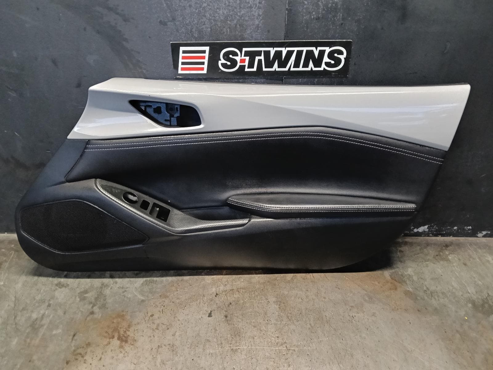 Used auto part listing image: 2024 MAZDA MX5 DOOR TRIM RH FRONT, ND SERIES, LEATHER, BLACK, RED STITCHING, 08/15- 0000388638