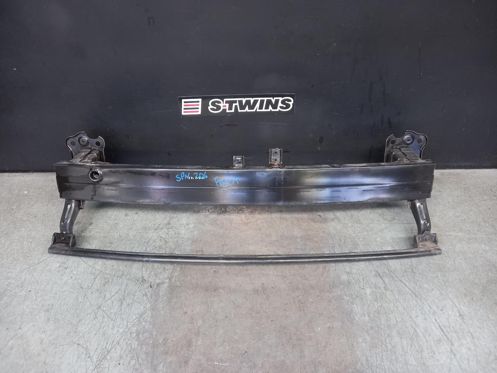 Used auto part listing image: 2017 HYUNDAI TUCSON F BAR REINFORC BRACK MAIN REINFORCEMENT, TL, ACTIVE X, 06/15-06/18 0000375514