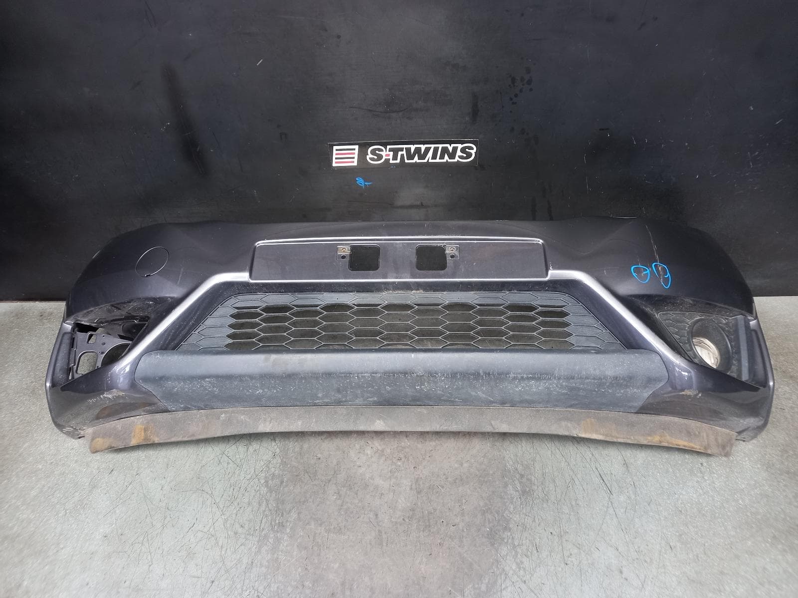 Used auto part listing image: 2015 HONDA JAZZ FRONT BUMPER GK/GF, 07/14-07/17 0000366293