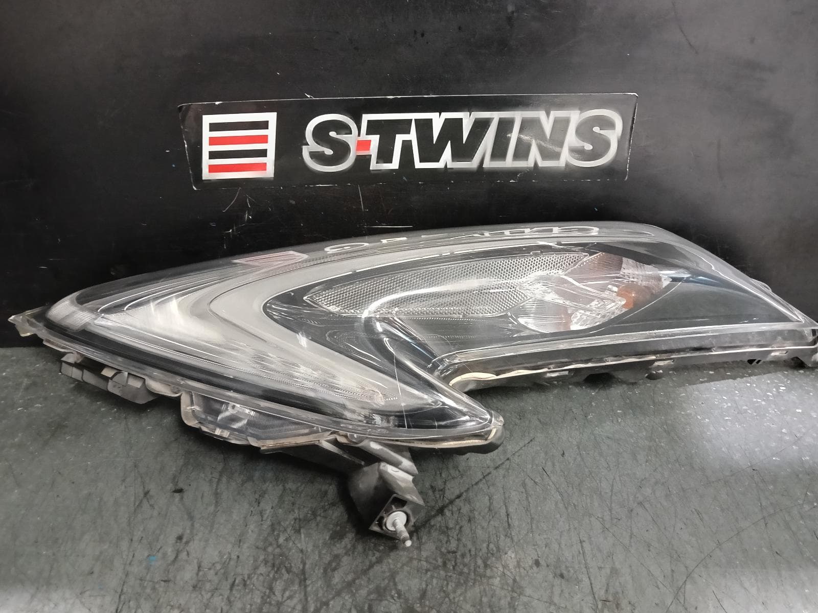 Used auto part listing image: 2015 NISSAN JUKE CORNER LAMP, F15, LENS# 3468, 01/15-12/19 0000387559