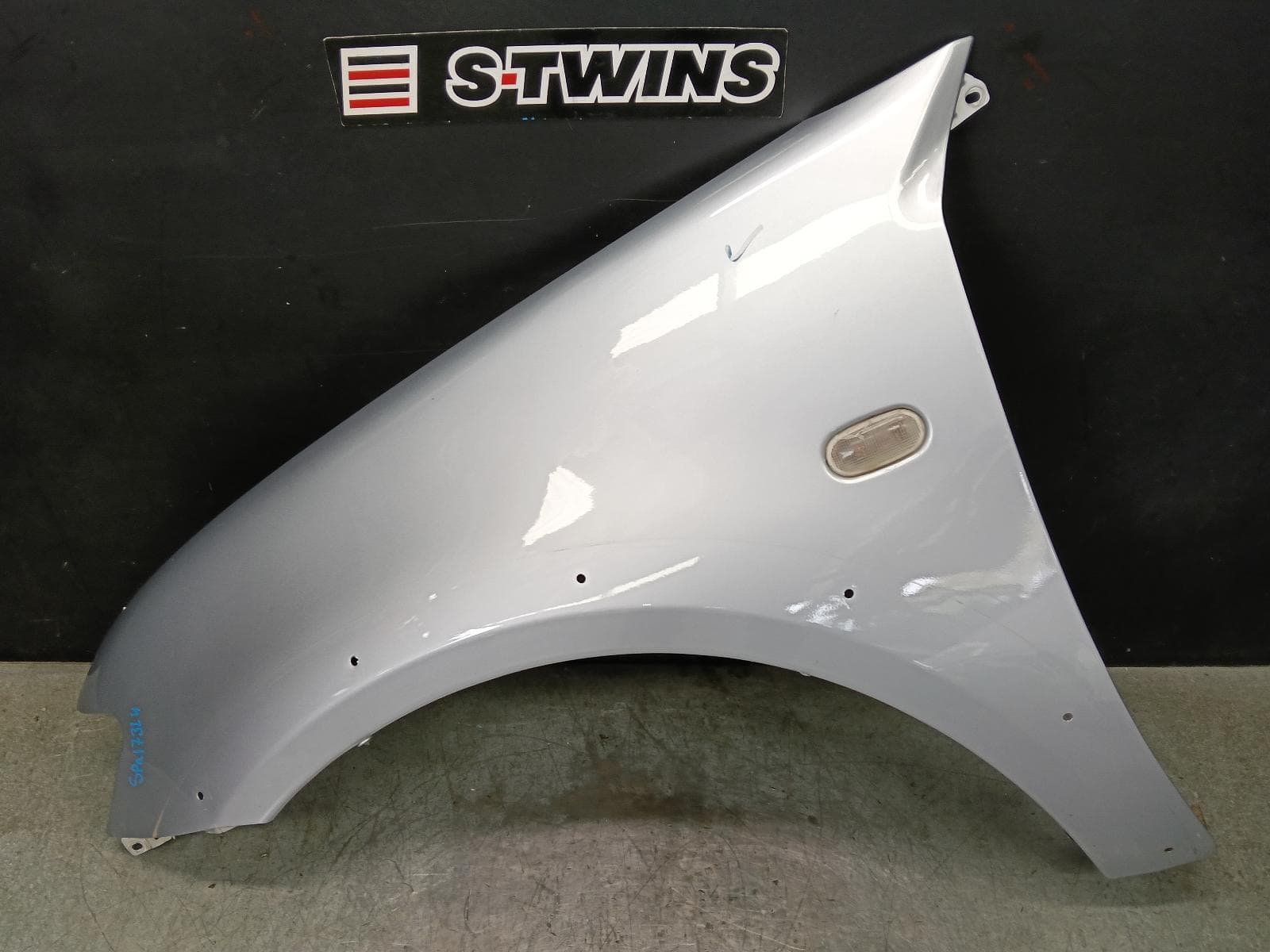 Used auto part listing image: 2010 MITSUBISHI TRITON LEFT GUARD ML-MN, FLARED TYPE, 07/06-04/15 0000396875