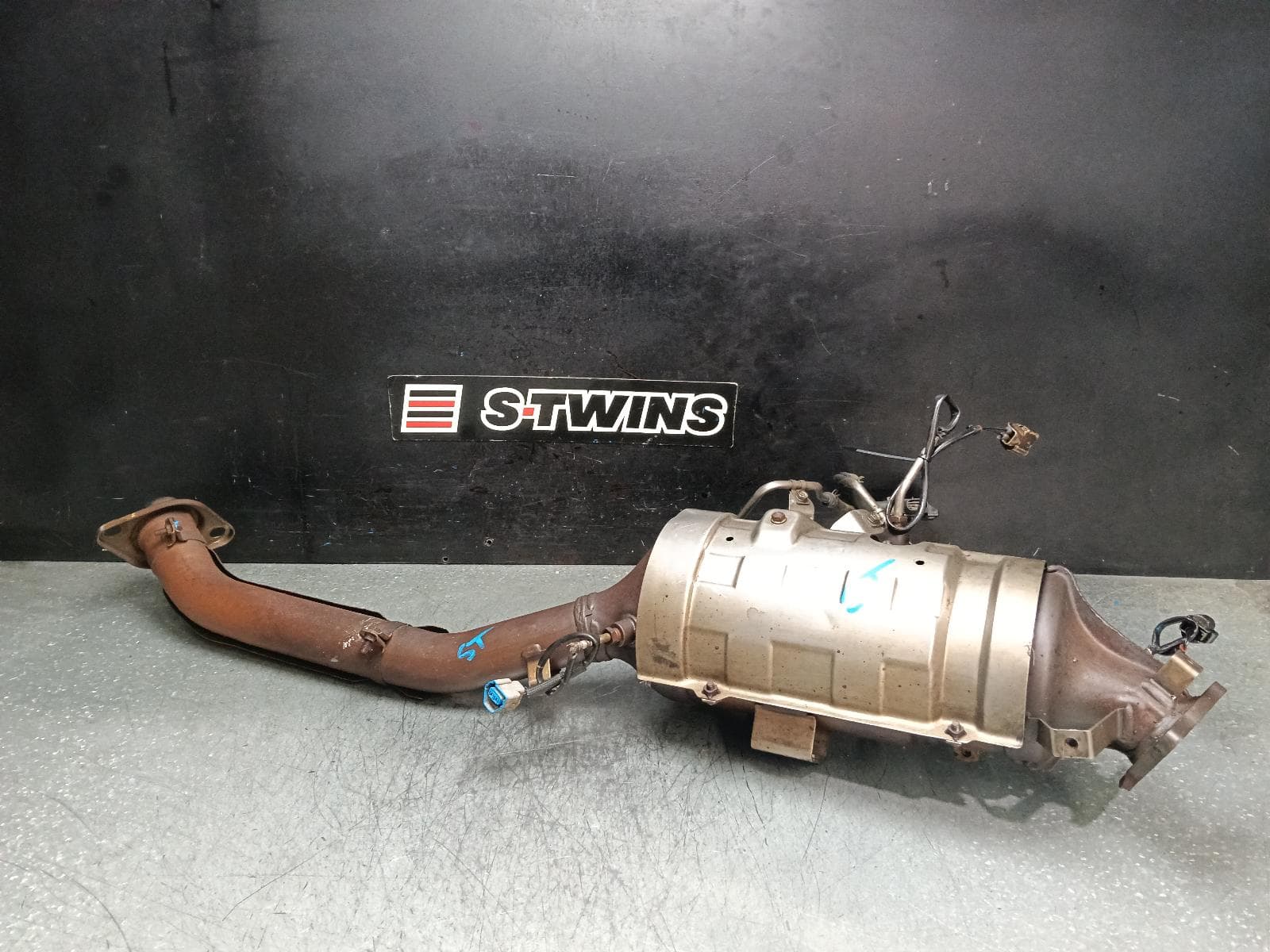 Used auto part listing image: 2016 MITSUBISHI TRITON PARTICULATE FILTER DPF DIESEL, 2.4, MQ-MR, 03/15-10/23 0000395686