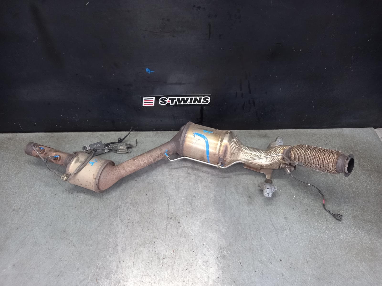 Used auto part listing image: 2020 VOLKSWAGEN CRAFTER PARTICULATE FILTER DPF DIESEL, 2.0, DAUA CODE, EU6, SY1, 08/17- 0000364919