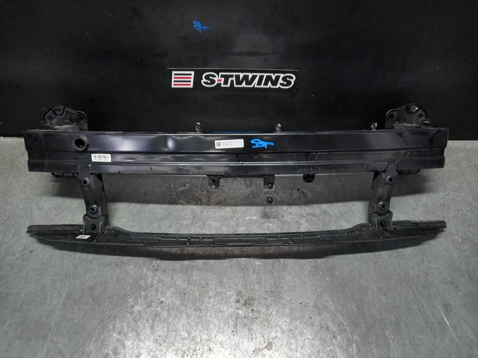 Used auto part listing image: 2021 KIA SELTOS F BAR REINFORC BRACK MAIN REINFORCEMENT, W/ RADAR TYPE, SP2, 07/19- 0000363592
