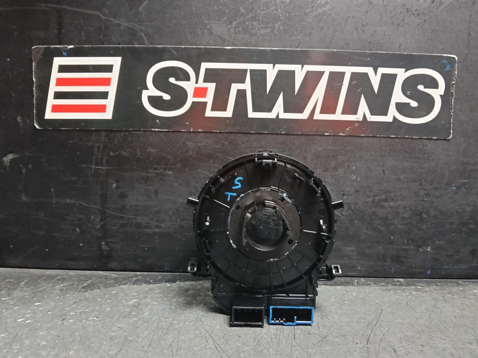 Used auto part listing image: 2019 KIA SELTOS CLOCKSPRING, SP2, W/ HEATED WHEEL TYPE, 07/19- 0000411726