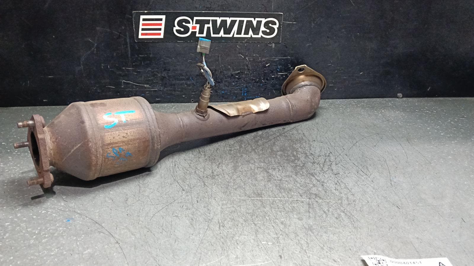Used auto part listing image: 2016 HONDA CRV CATALYTIC CONVERTER UNDER CAR-CAT TYPE, 2.4, PETROL, RM, 11/12-04/17 0000401451