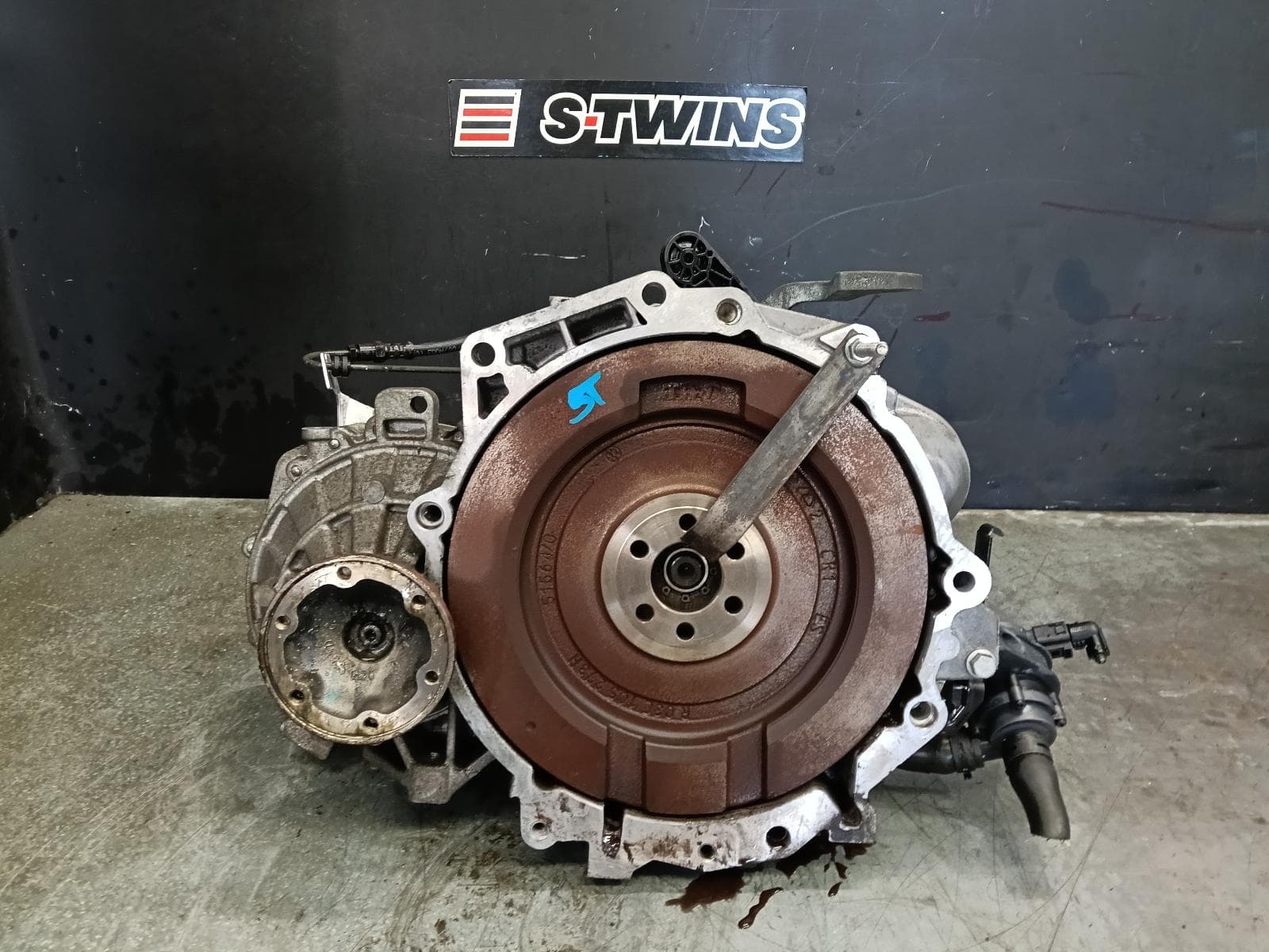 Used auto part listing image: 2011 VOLKSWAGEN JETTA TRANS GEARBOX MANUAL, PETROL, 1.4, TURBO/SCHARGED, 1B, KWB CODE, 02/11-12/17 0000412803