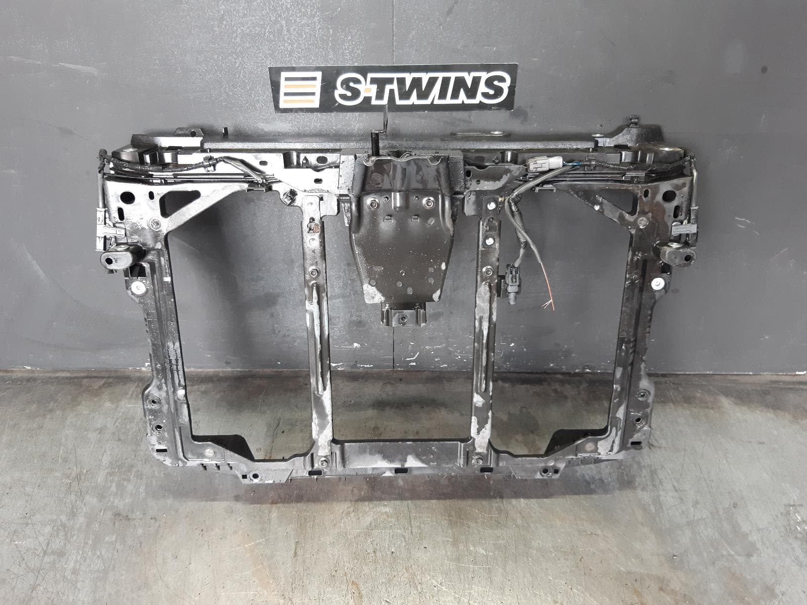 Used auto part listing image: 2017 MAZDA CX5 RADIATOR SUPPORT KF, PETROL, W/ RADAR TYPE, 02/17- 0000364749