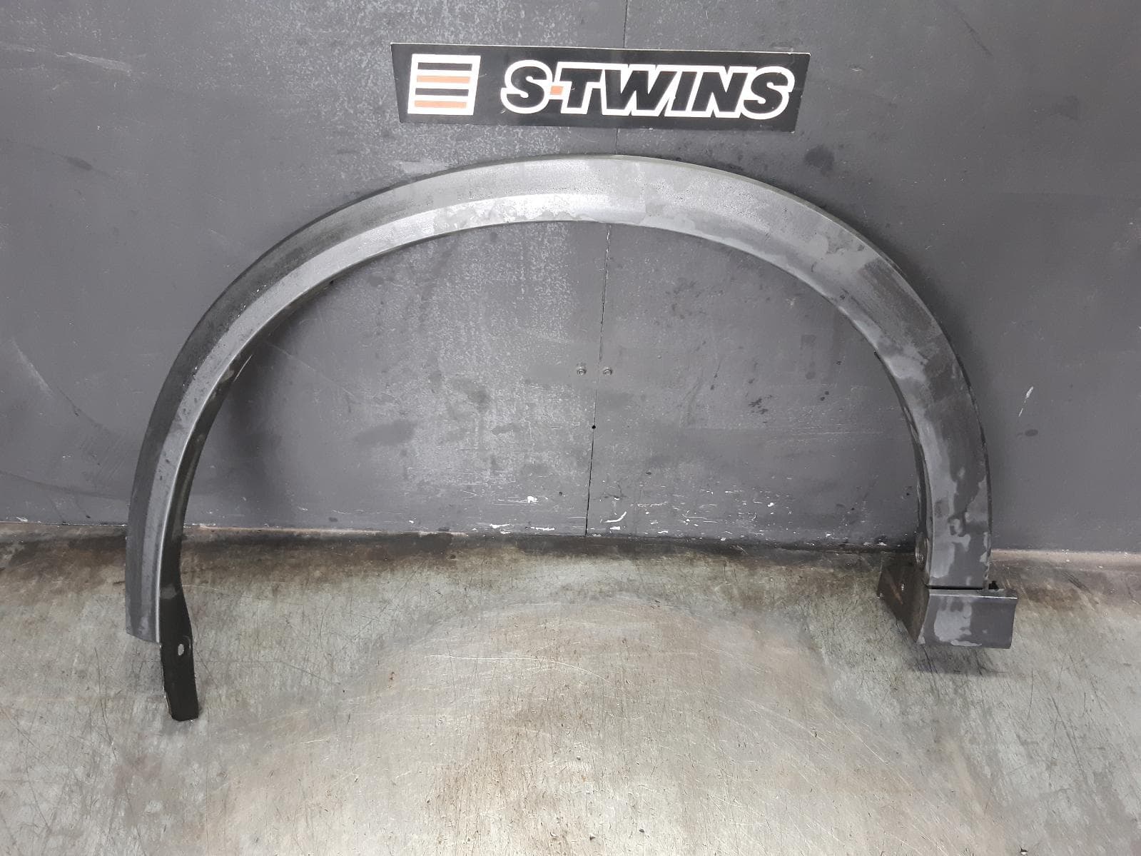 Used auto part listing image: 2017 MAZDA CX5 WHEEL ARCH FLARE LH FRONT, KF, 02/17-08/21 0000364588