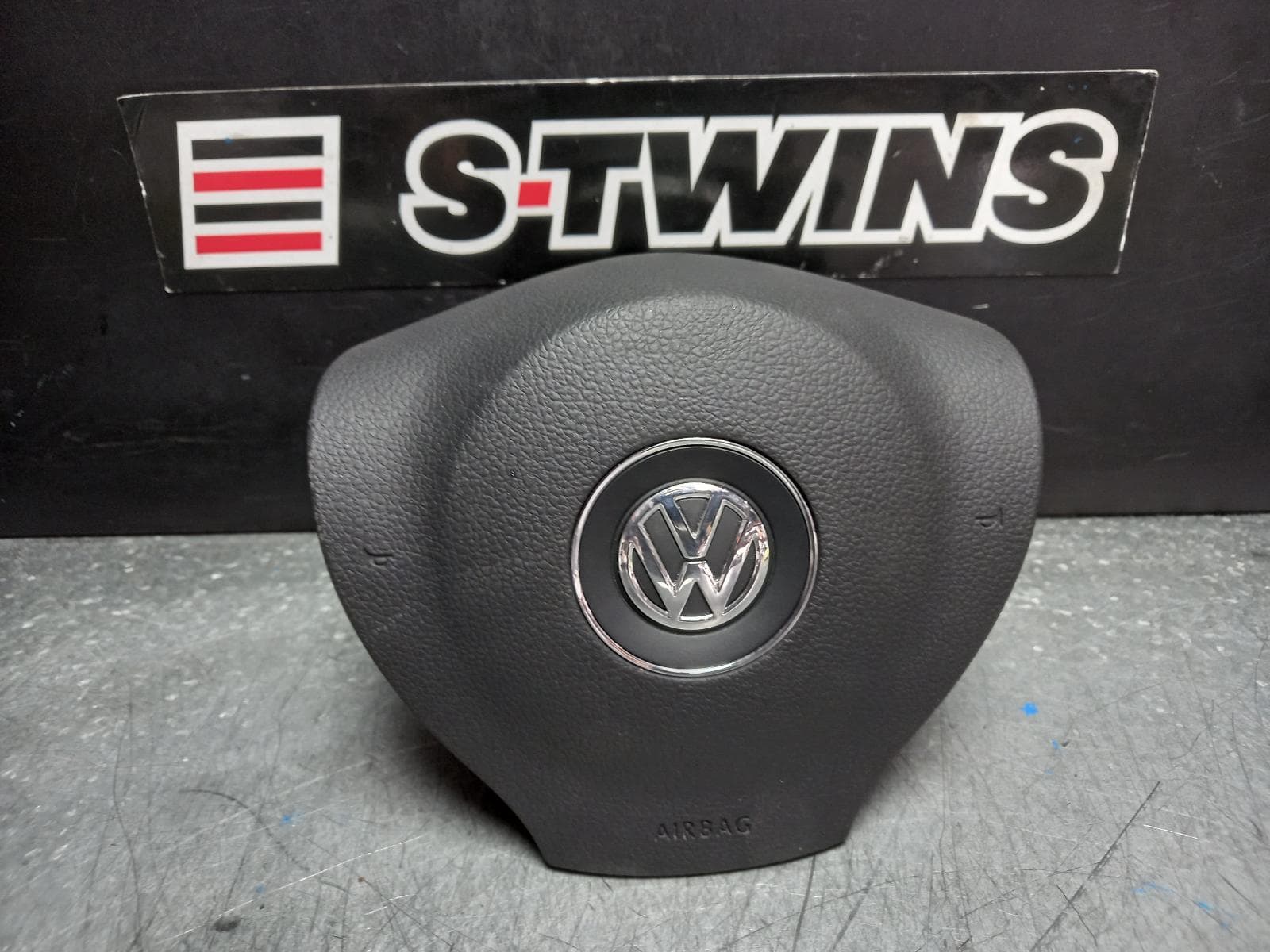 Used auto part listing image: 2010 VOLKSWAGEN EOS RIGHT AIRBAG STEERING WHEEL, 1F, 06/09-04/11 0000374261