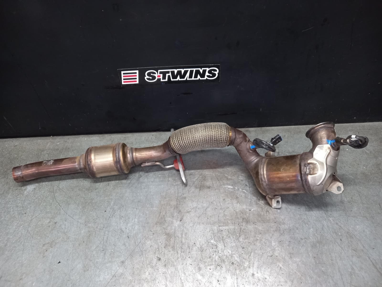 Used auto part listing image: 2018 SKODA KAROQ CATALYTIC CONVERTER DOWNPIPE-CAT TYPE, 1.5, PETROL, NU, 04/18-03/20 0000381279