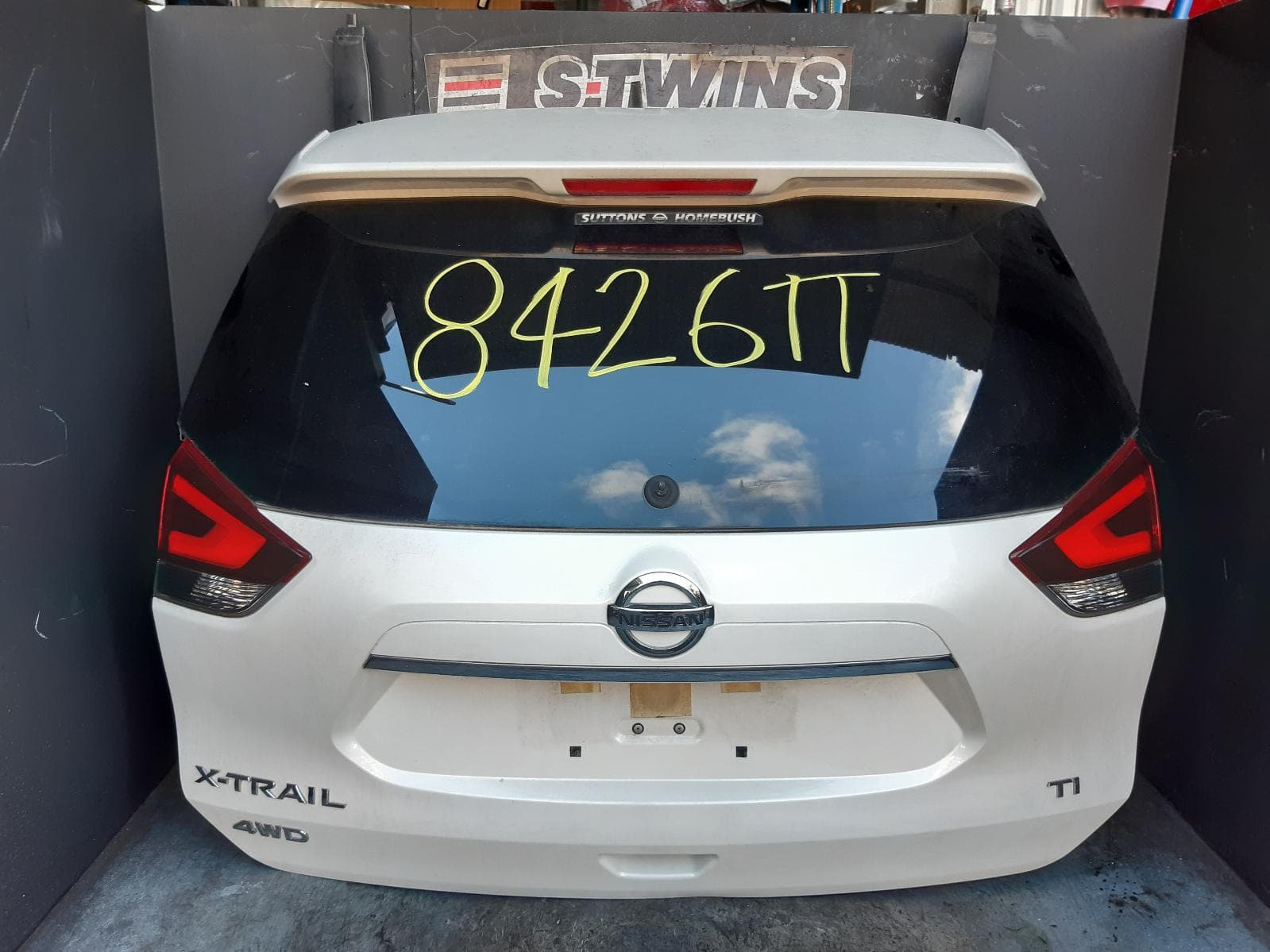 Used auto part listing image: 2018 NISSAN XTRAIL BOOTLID TAILGATE TAILGATE, T32, Ti/TL, W/ MOTION ACTIVATED TYPE, 02/17-07/22 0000362934