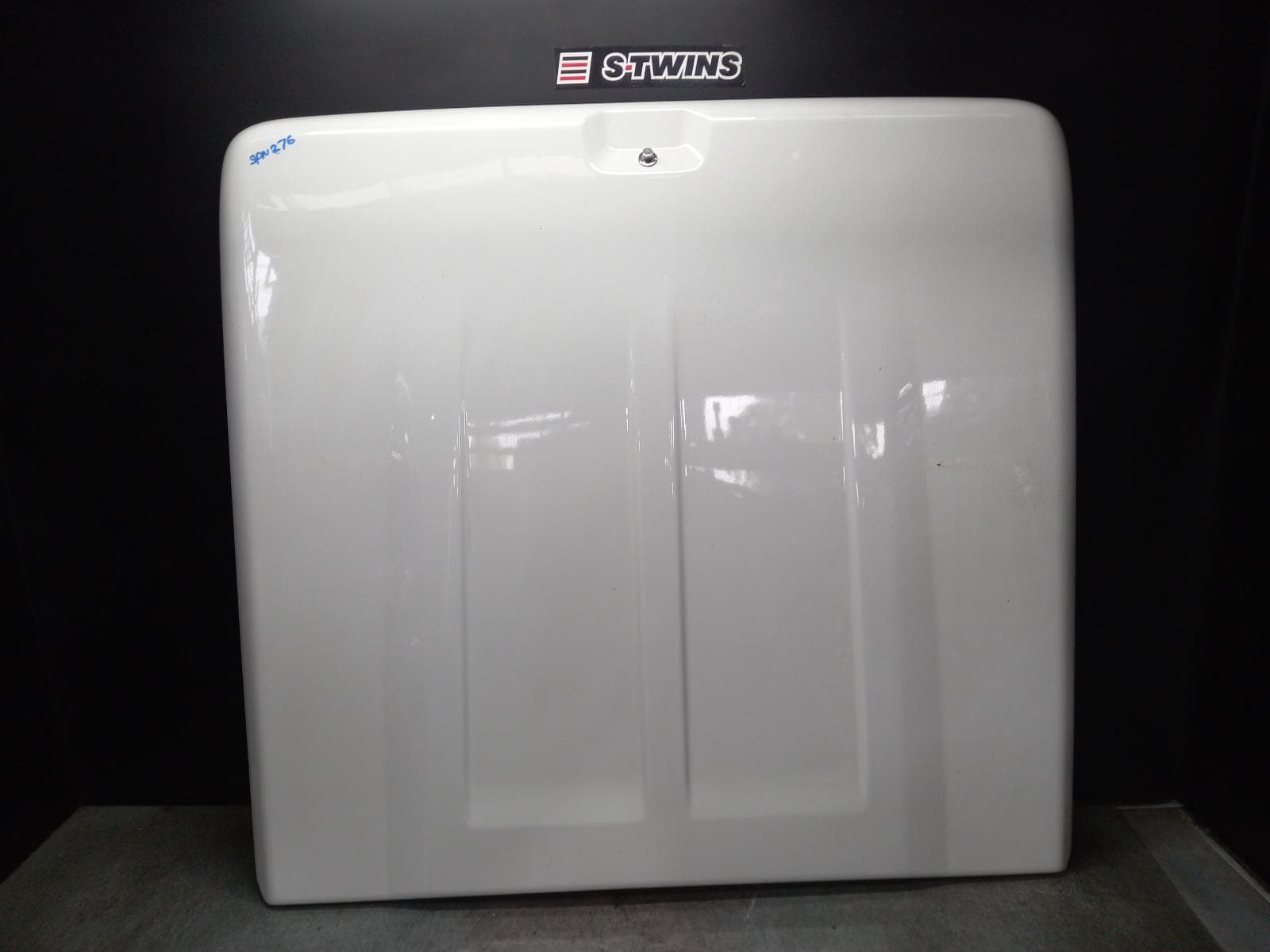 Used auto part listing image: 2016 FORD RANGER TONNEAU COVER TONNEAU COVER-HARD, DUAL CAB, PX, 06/11-04/22 0000388592