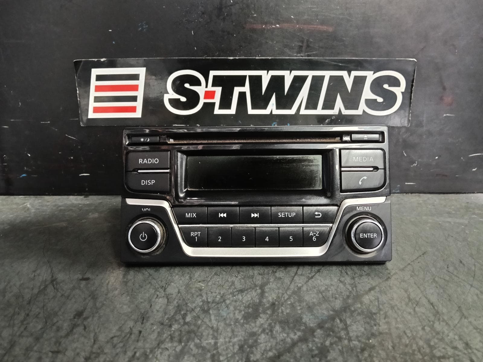 Used auto part listing image: 2016 NISSAN NAVARA NP300, HEAD UNIT, W/ RADIO/CD PLAYER, 04/15-11/20 0000392107
