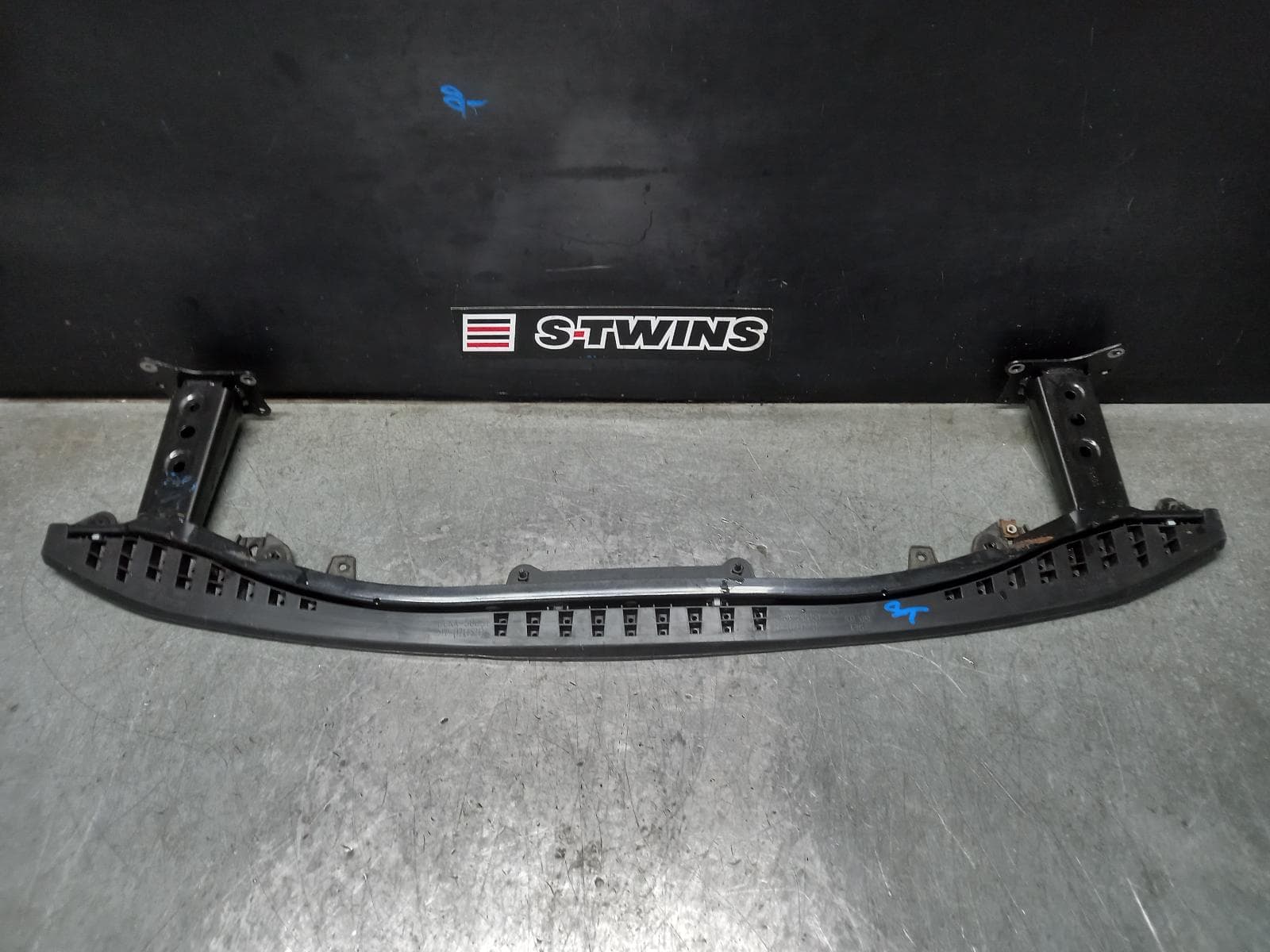 Used auto part listing image: 2020 MAZDA 3 F BAR REINFORC BRACK BP, LOWER REINFORCEMENT, SEDAN/HATCH, 03/19- 0000362788