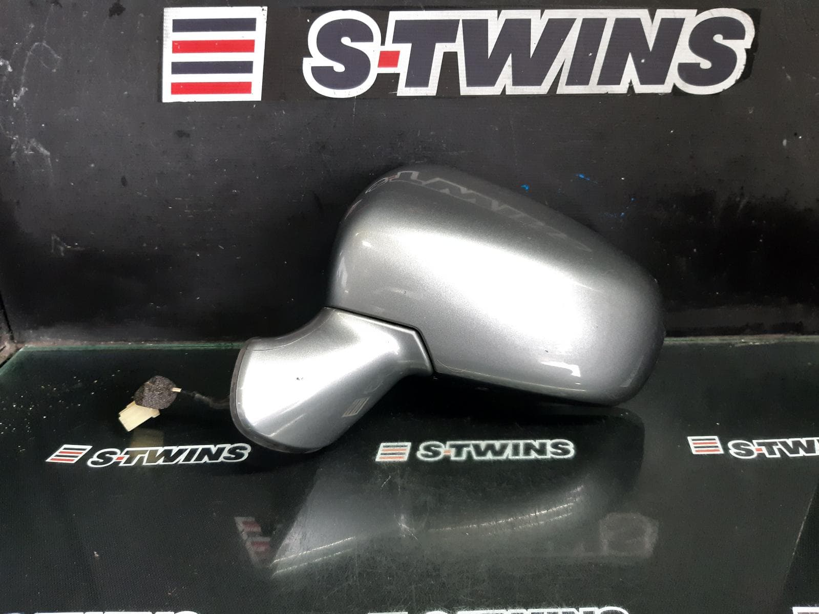 Used auto part listing image: 2014 SUZUKI S-CROSS LEFT DOOR MIRROR JY, NON INDICATOR, NON POWER FOLDING TYPE, 09/13-10/16 0000363782