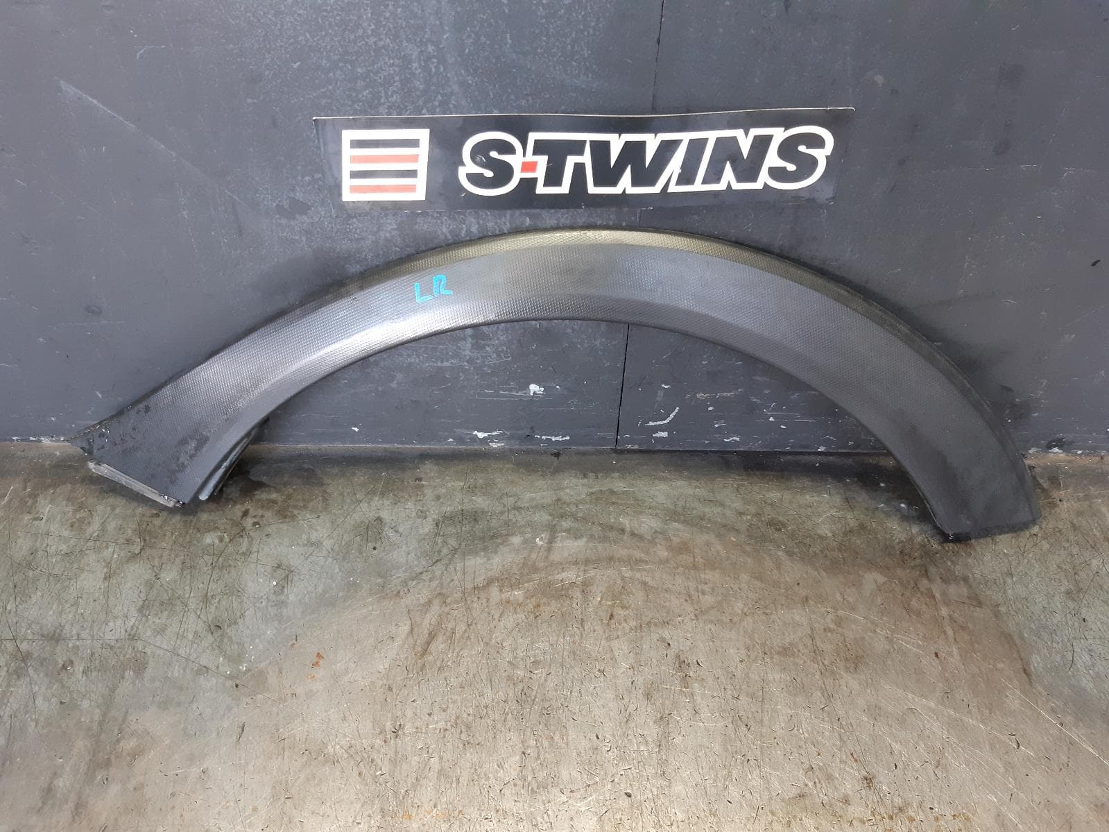 Used auto part listing image: 2013 SUBARU XV WHEEL ARCH FLARE LH REAR (ON BODY), G4X, 08/11-04/17 0000364508