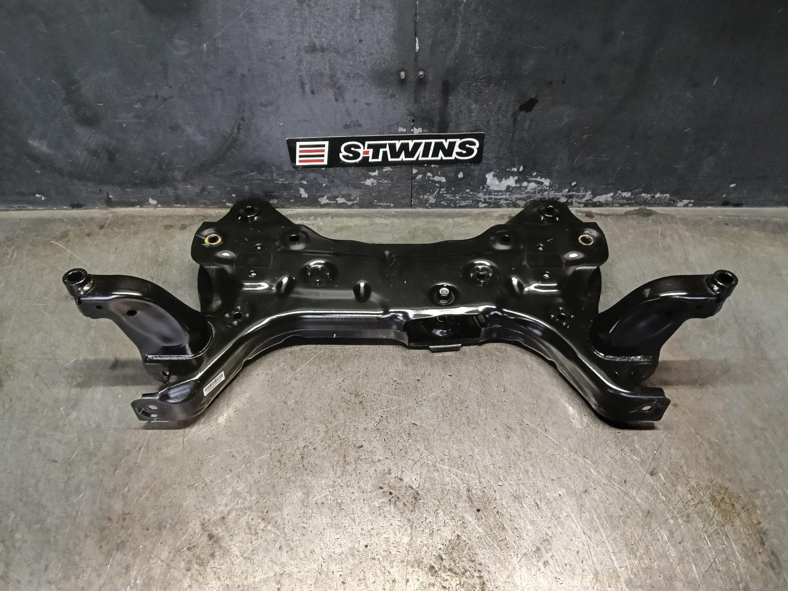 Used auto part listing image: 2025 MG MG3 FRT XMEMBER CRADLE ZP22, 03/24- 0000406404